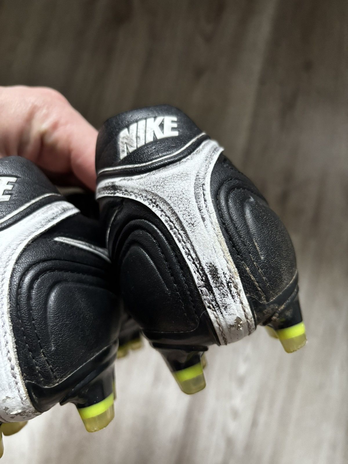 Nike Nike Tiempo Legend III FG Soccer Cleats VoltNo Insoles Size US 9 / EU 42 - 8 Thumbnail