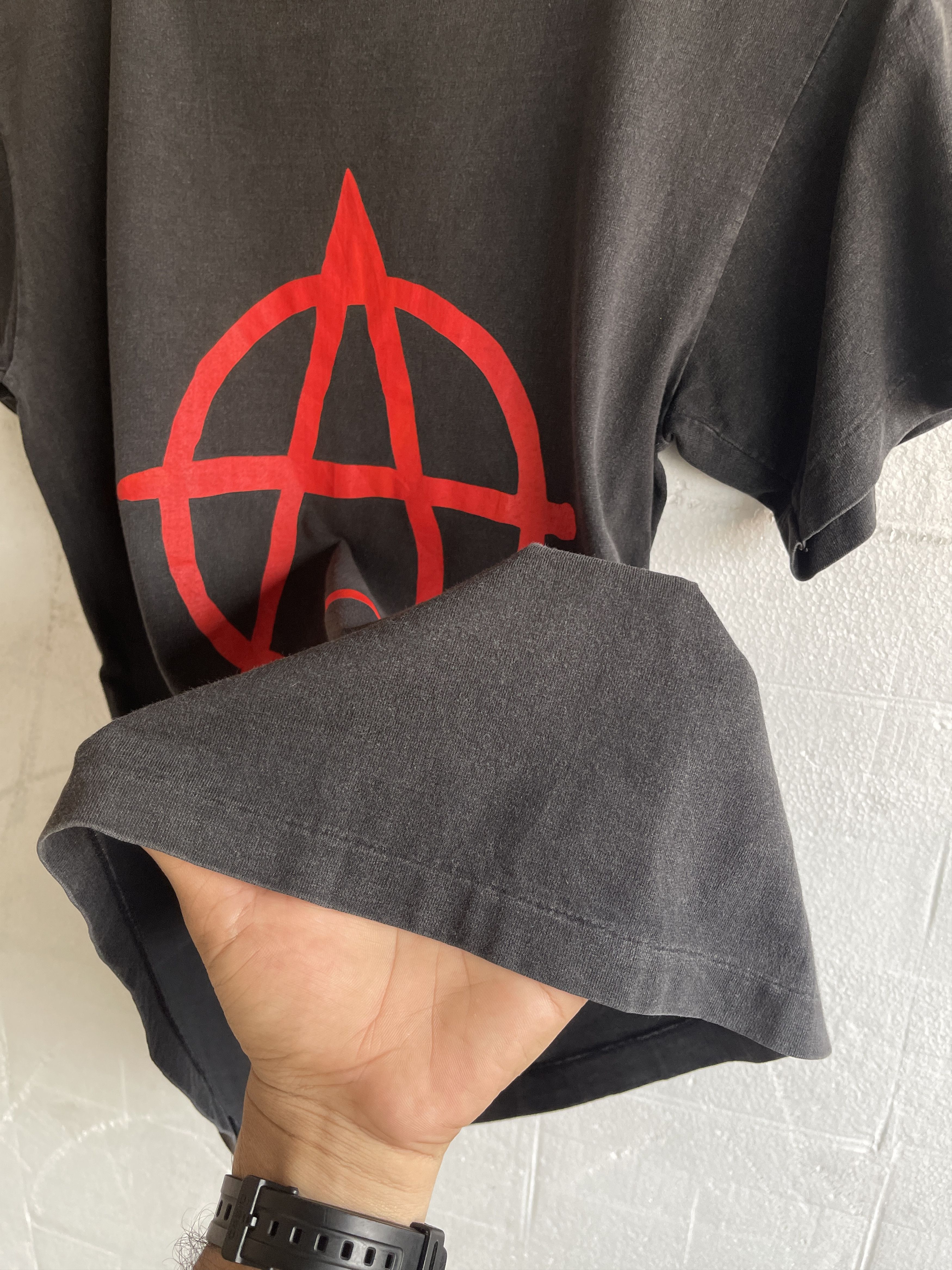 Band Tees Vintage 00s Sun Faded🔥ANARCHY🔥PUNK’S NOT DEAD Metal Band Tee Size US S / EU 44-46 / 1 - 12 Thumbnail