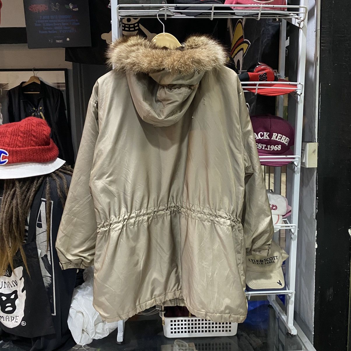 Burberry HEAT 🔥Burberry Nova Check Fur Long Jackets Made In USA Size US M / EU 48-50 / 2 - 2 Thumbnail