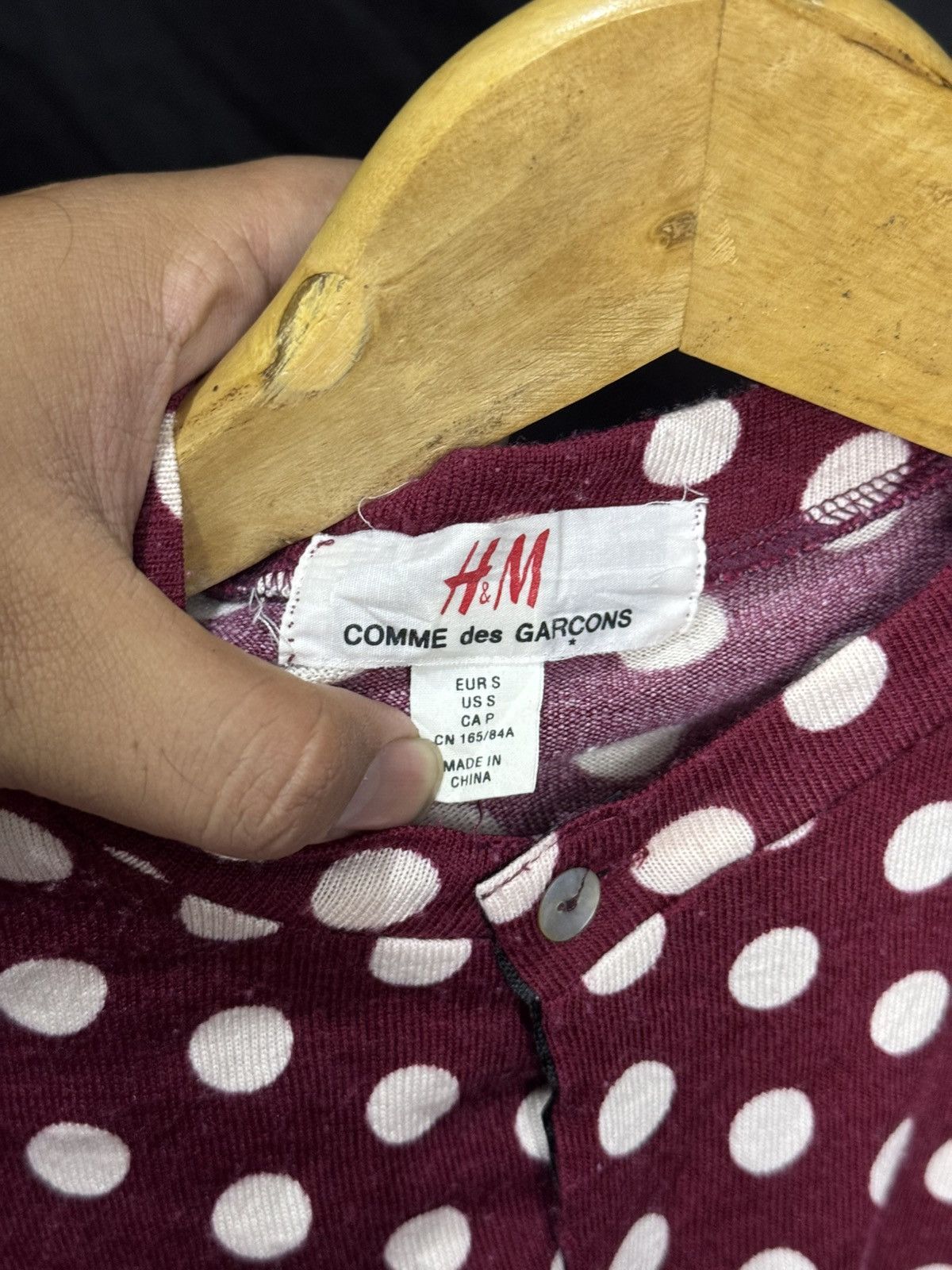 Comme des Garcons × H&M × Japanese Brand Comme Des Garcons H&M Polkadots Knit Cardigan Size S / US 4 / IT 40 - 5 Thumbnail