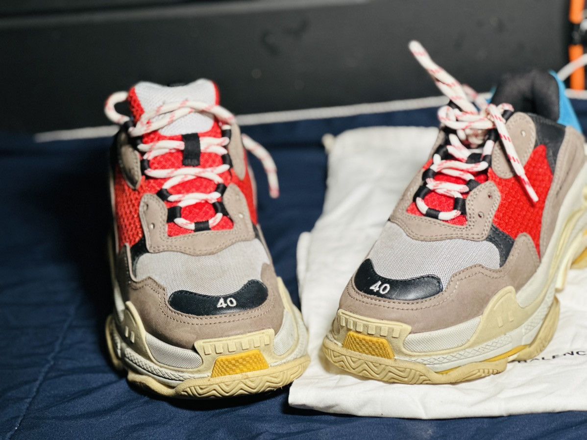 Balenciaga Balenciaga Triple S Grey Red Blue Size US 7 / EU 40 - 2 Thumbnail