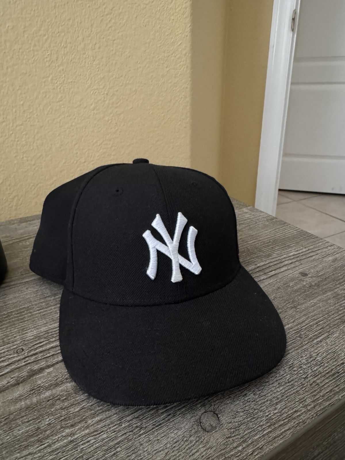Kith New York Yankees x Kith & Kin 7 1/2 Size ONE SIZE - 1 Thumbnail