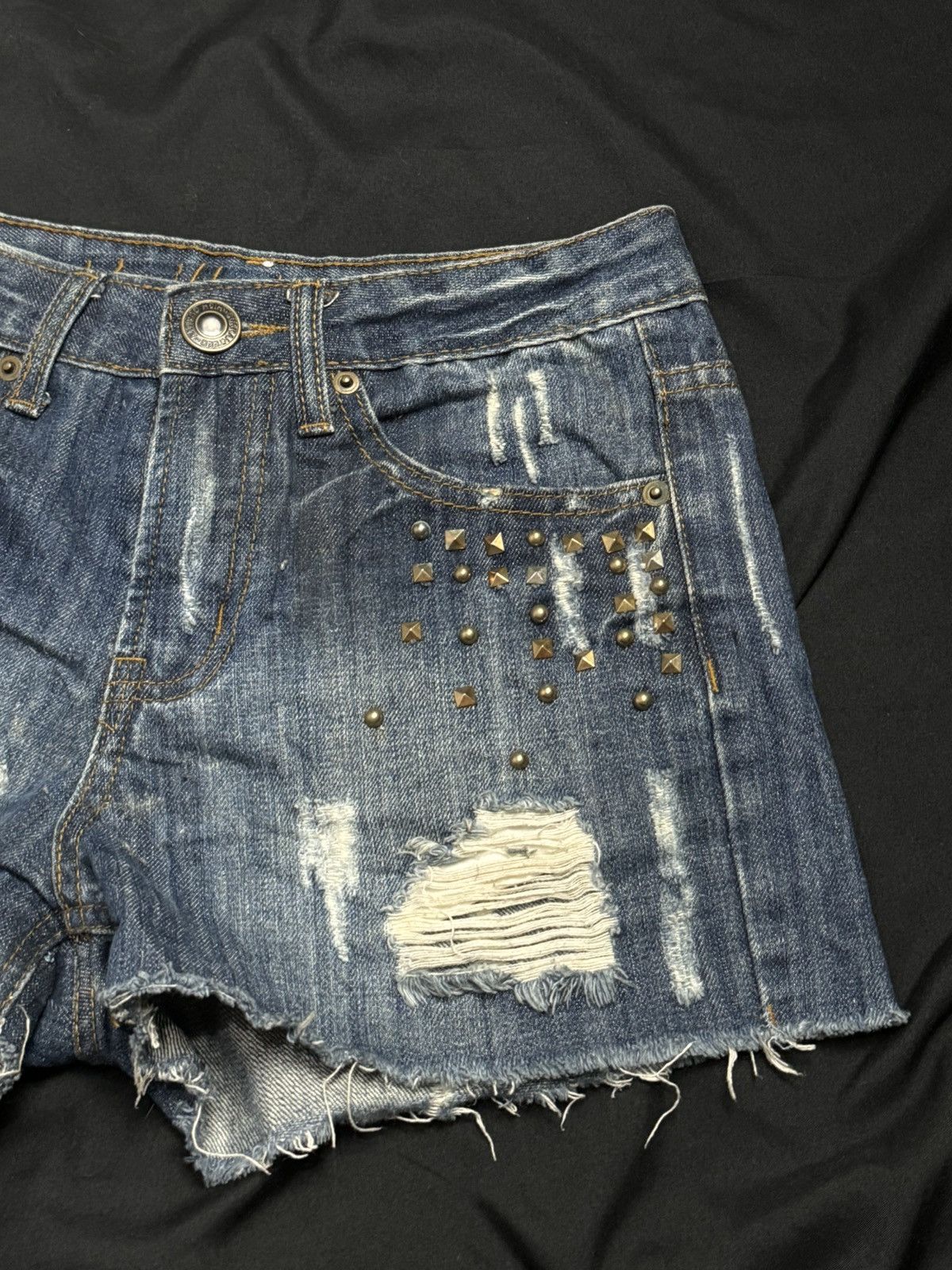 Beauty Beast × Hysteric Glamour × Japanese Brand Y2K Studded Distressed Japanese Vanilla Hot Pants Size 29" - 4 Thumbnail