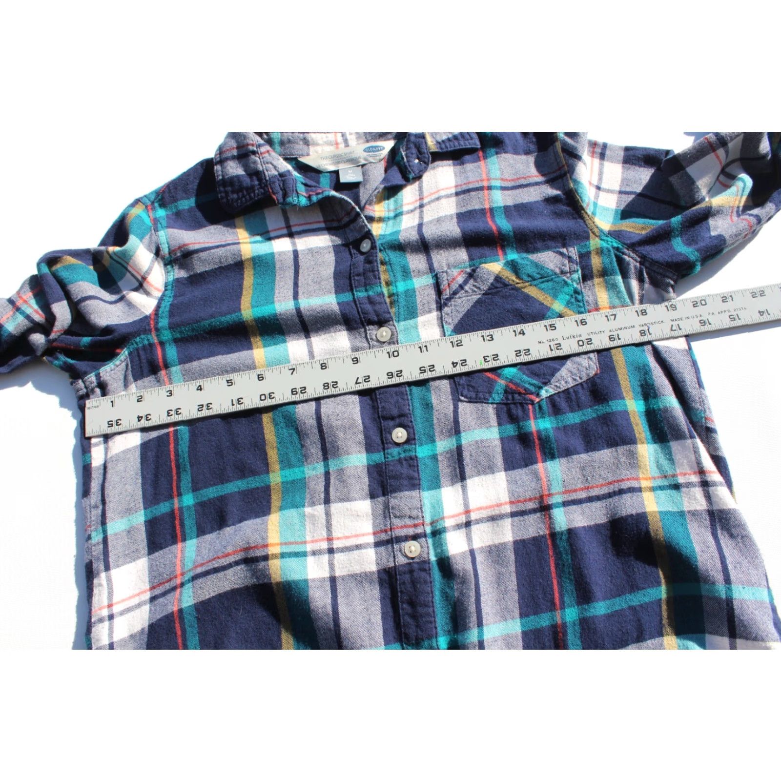 Old Navy Womens Old Navy Flannel The Classic Shirt Button Down M Blue White Long Sleeve Plaid, Colorful, Basic, Regular, Women, Size M, Button-Up, Classic Fit Size M / US 6-8 / IT 42-44 - 4 Thumbnail