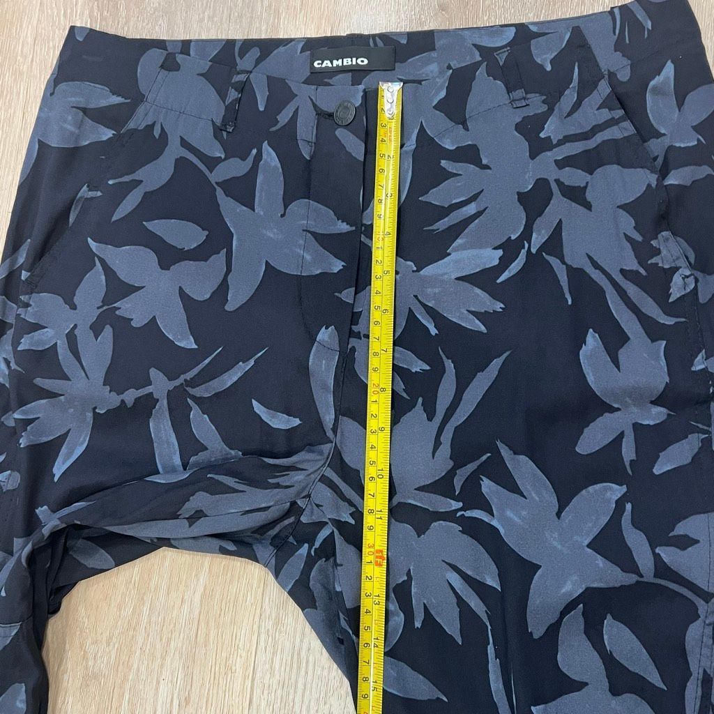 Casio Cambio, Blue Multi Silhouette Leaf Print Silk Blend Cargo Joggers, Women’s 10 Size 32" / US 10 / IT 46 - 4 Thumbnail