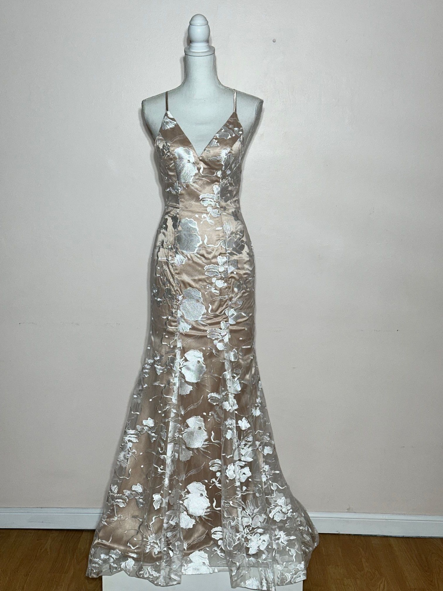 Vintage Elegant Spaghetti Strap Mermaid Gown Size XS / US 0-2 / IT 36-38 - 4 Thumbnail