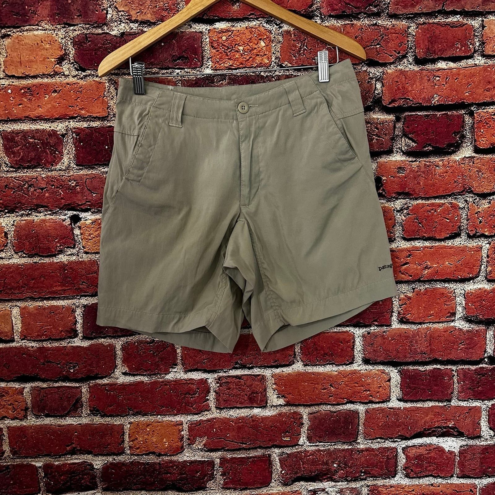 Patagonia Women’s Patagonia khaki shorts Size 28" / US 6 / IT 42 - 2 Thumbnail