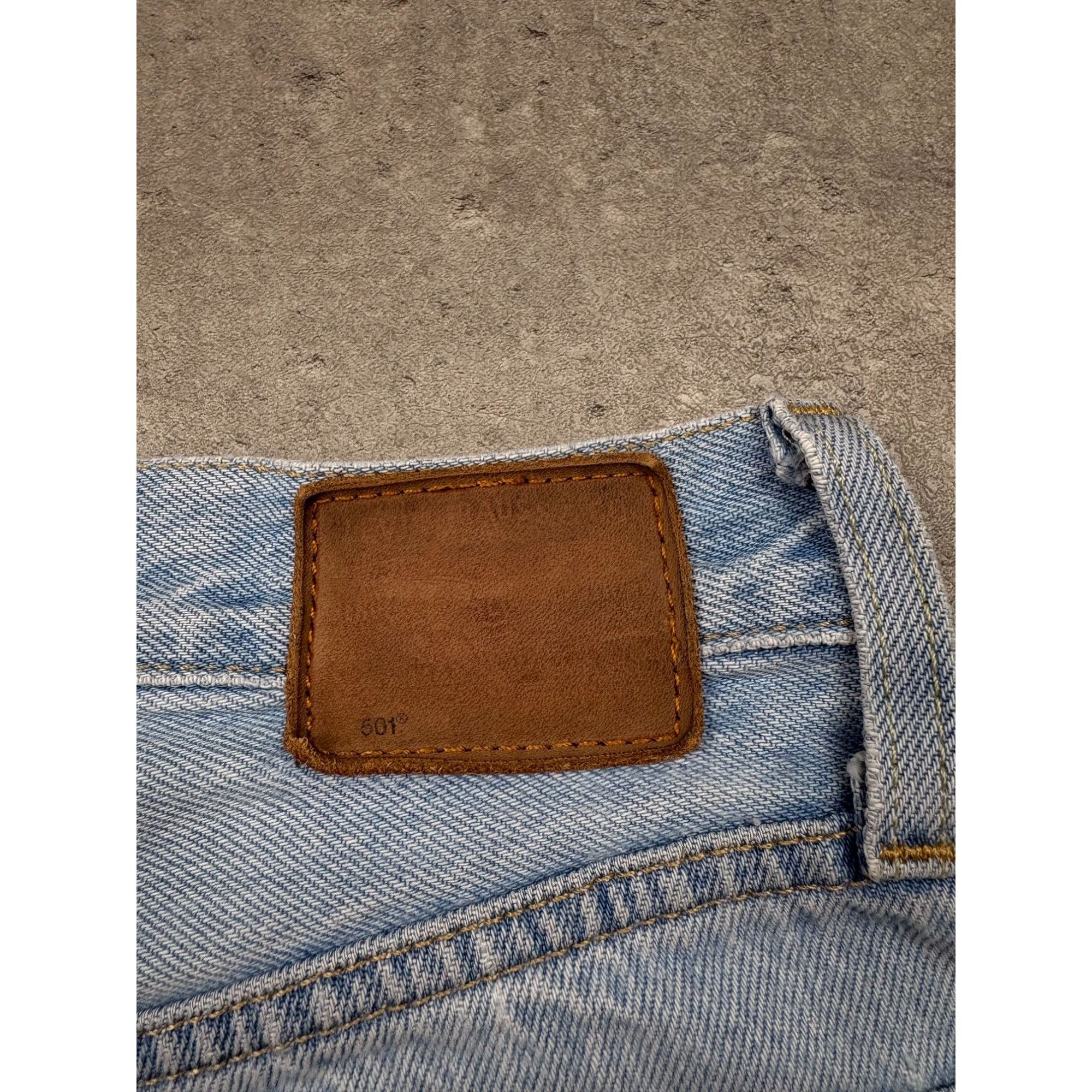 Levi's Levi's 501 Original Women's Jeans - W26 L30 - Light Wash Blu Size 26" / US 2 / IT 38 - 3 Thumbnail