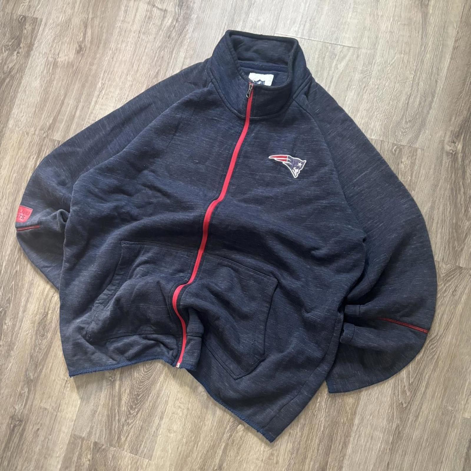 NFL Y2K New England Patriots navy blue zip up sweatshirt Size US XXL / EU 58 / 5 - 1 Thumbnail