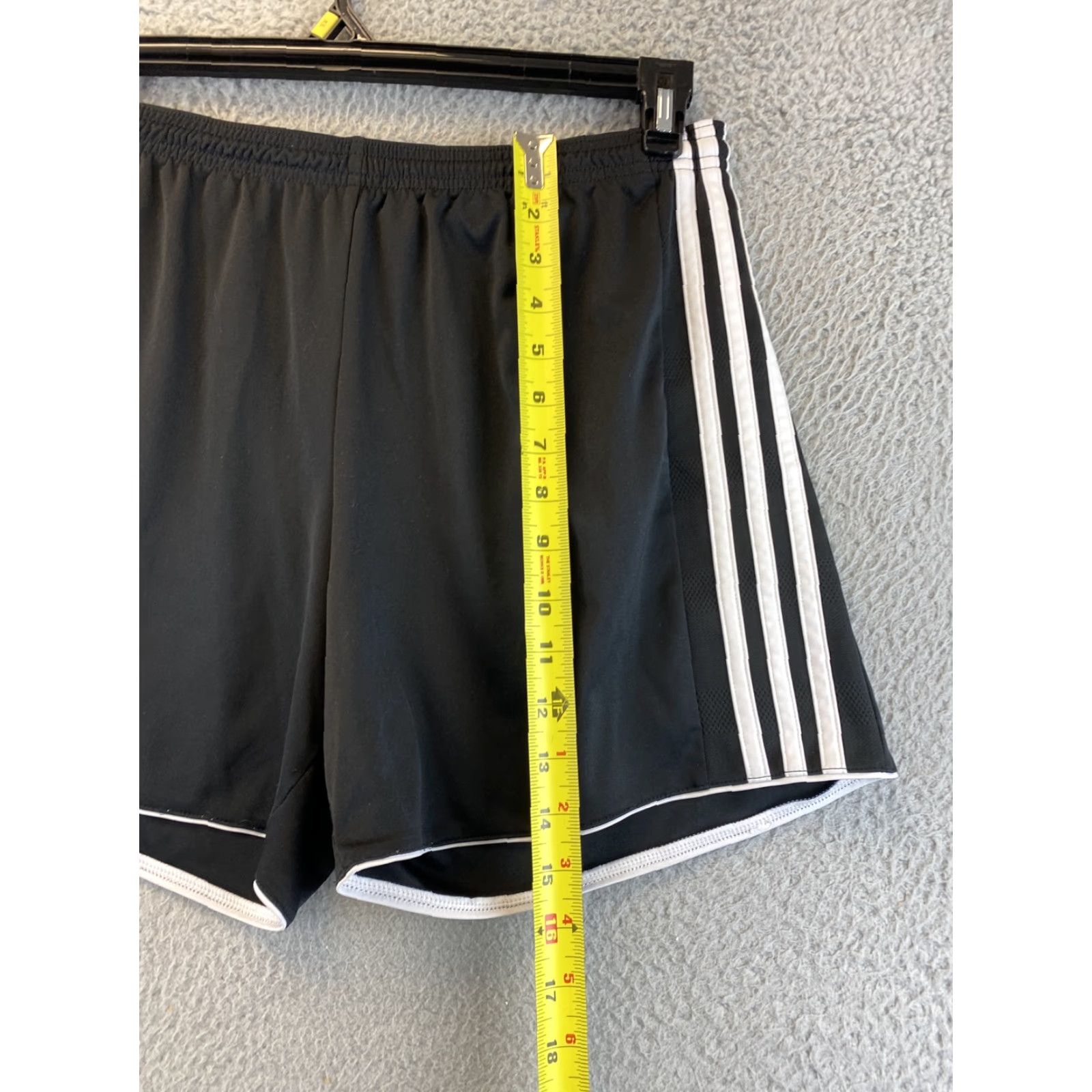 Adidas VINTAGE Adidas Women's Athletic Running Shorts Large Black/White Sport Wear Size L Size 36" / US 14 / IT 50 - 6 Thumbnail