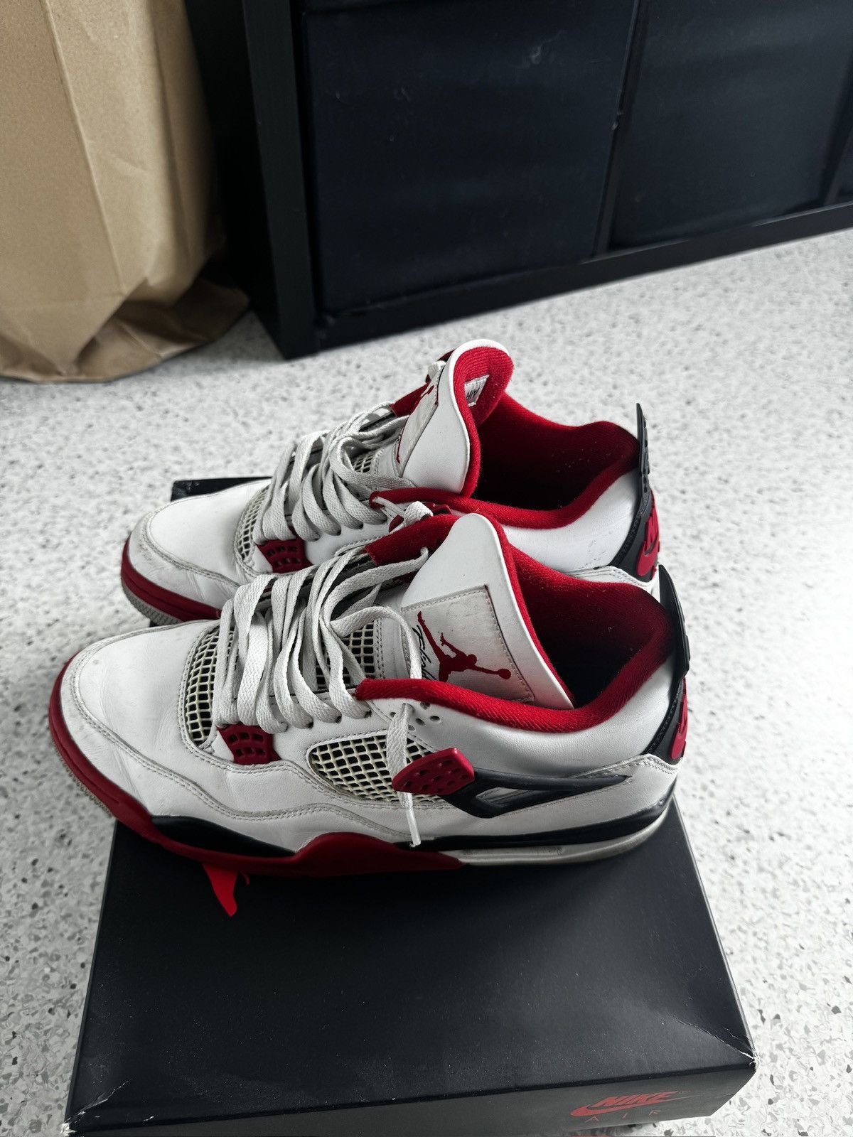Jordan Brand × Nike Jordan 4 Fire Red UK 8.5/ US 9.5 Size US 8.5 / EU 41-42 - 3 Thumbnail