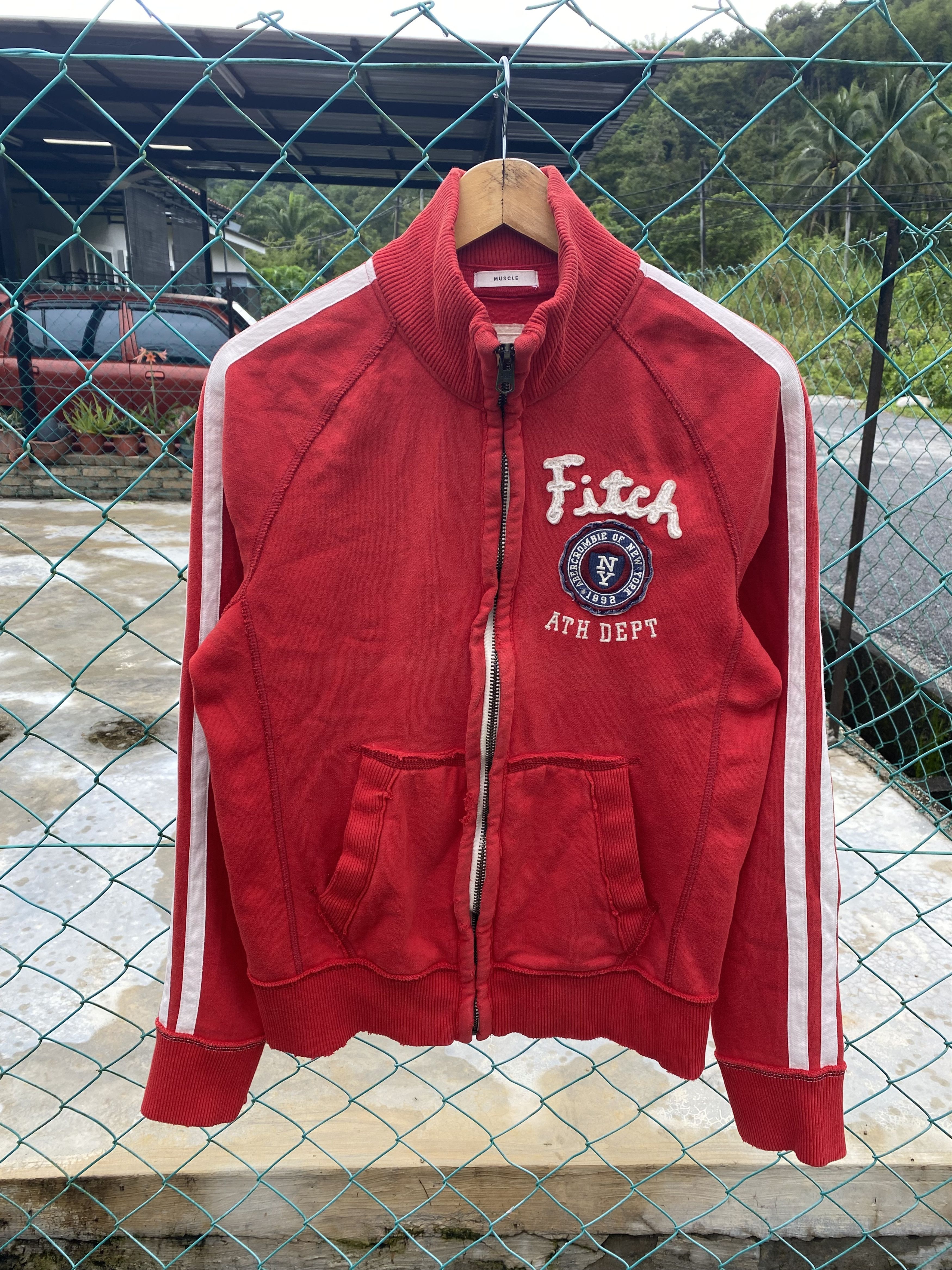 Abercrombie & Fitch Abercrombie & Fitch zip up muscle sweater jacket Size US M / EU 48-50 / 2 - 1 Thumbnail