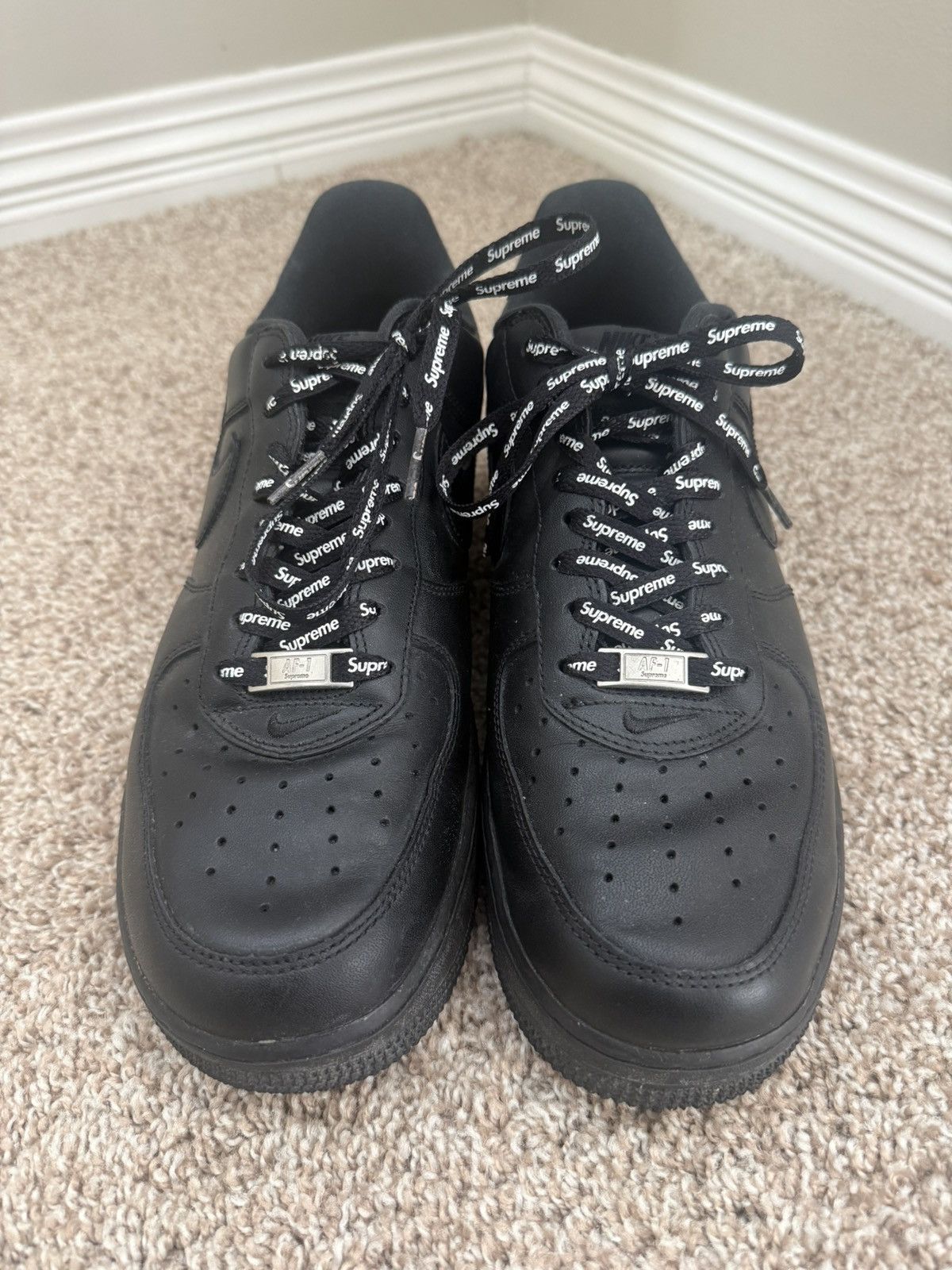 Nike × Supreme Supreme Black Air Force Ones Size US 10 / EU 43 - 3 Thumbnail
