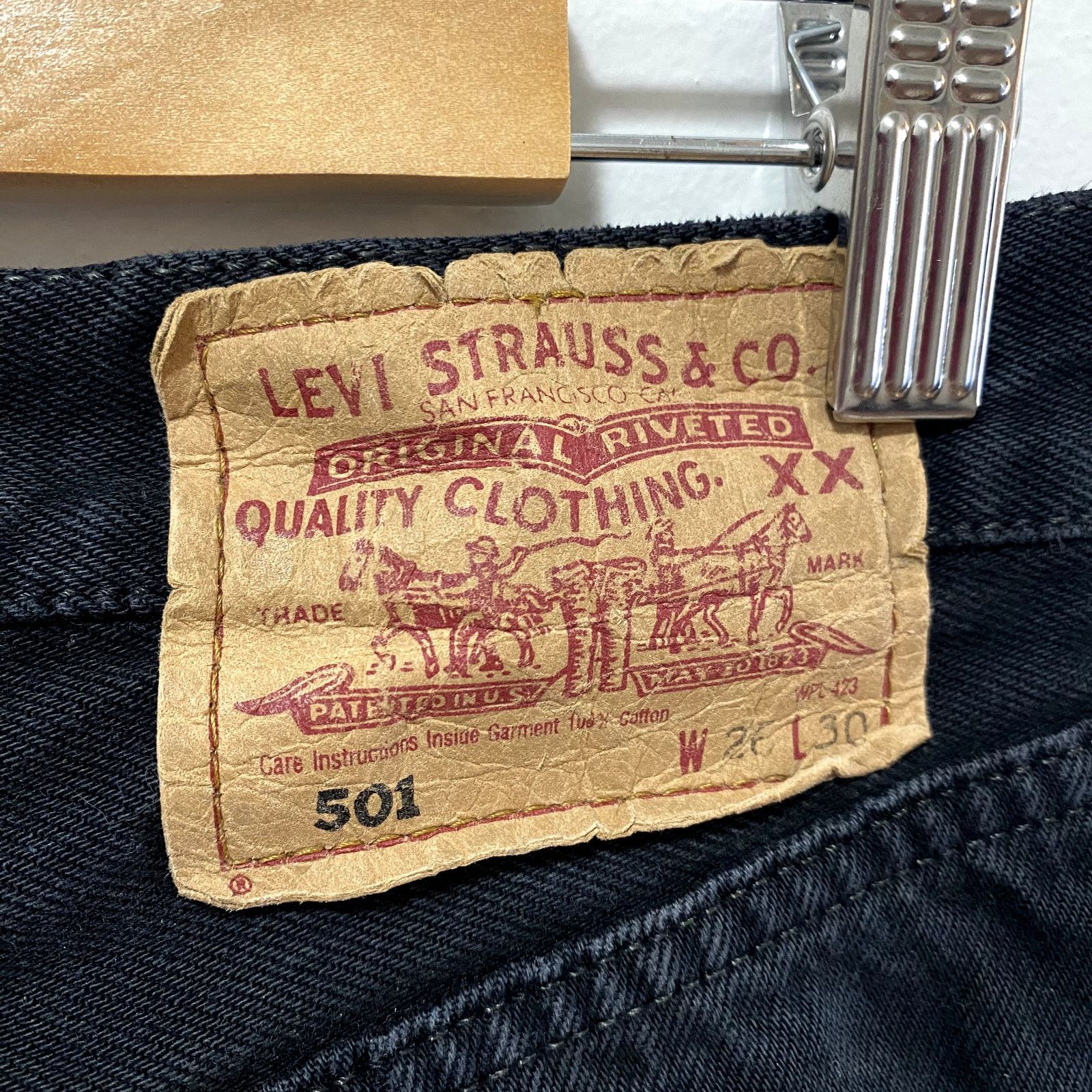 Levi's × Vintage Vintage Levi's 501 Black Denim Jeans Made In USA Punk Grunge Size US 26 / EU 42 - 7 Thumbnail