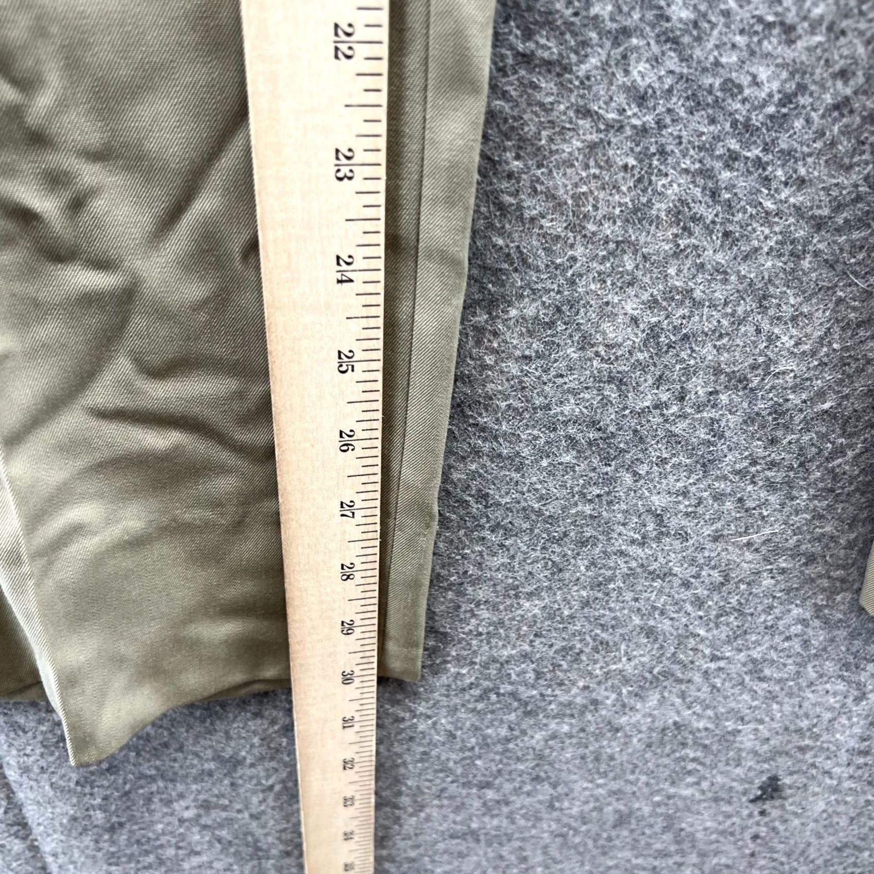 Brooks Brothers Brooks Brothers Pants Men 32x32 Khaki Chino Pleated Regent Tan Beige Trousers Size US 32 / EU 48 - 6 Thumbnail