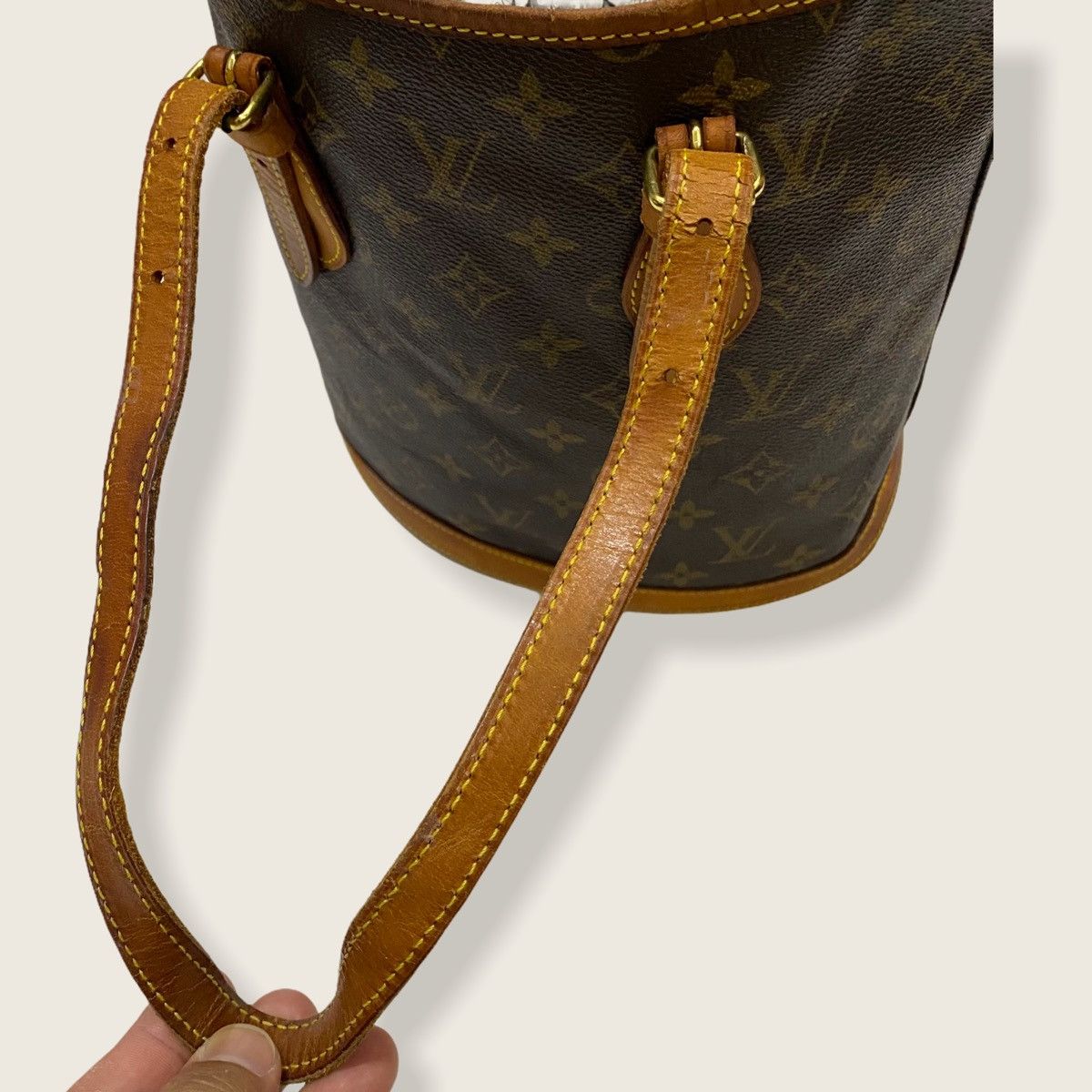 Louis Vuitton ‼️LASTDROP‼️ AUTHENTIC LOUIS VUITTON MONOGRAM BUCKET PM BAG Size ONE SIZE - 8 Thumbnail