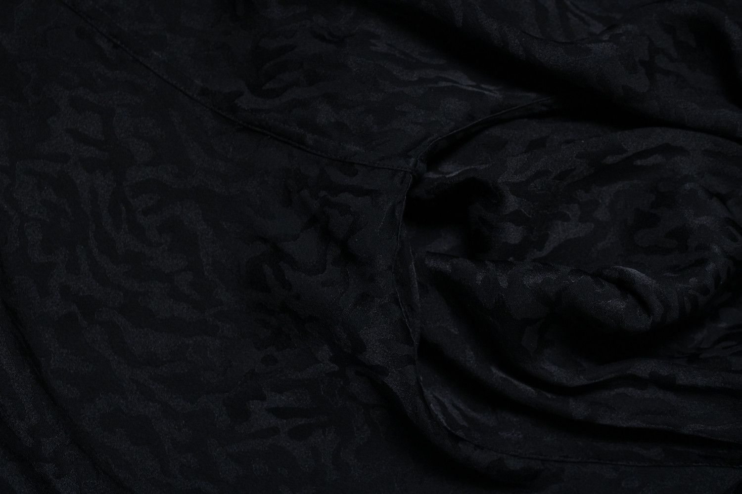 Saint Laurent Paris Saint Laurent, black jacquard printed shirt Size US S / EU 44-46 / 1 - 6 Thumbnail