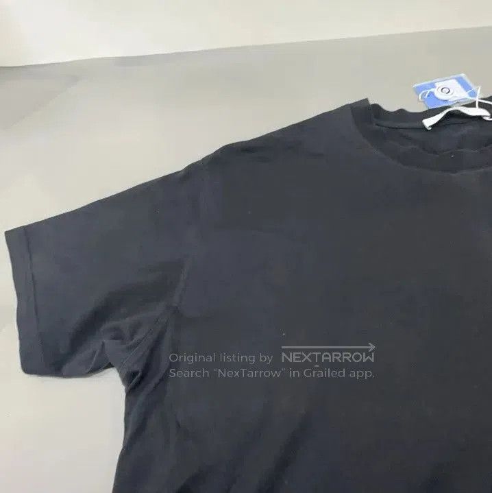 Givenchy Givenchy FW22 Letter Logo Short Sleeve T-Shirt. Size US XL / EU 56 / 4 - 1 Thumbnail