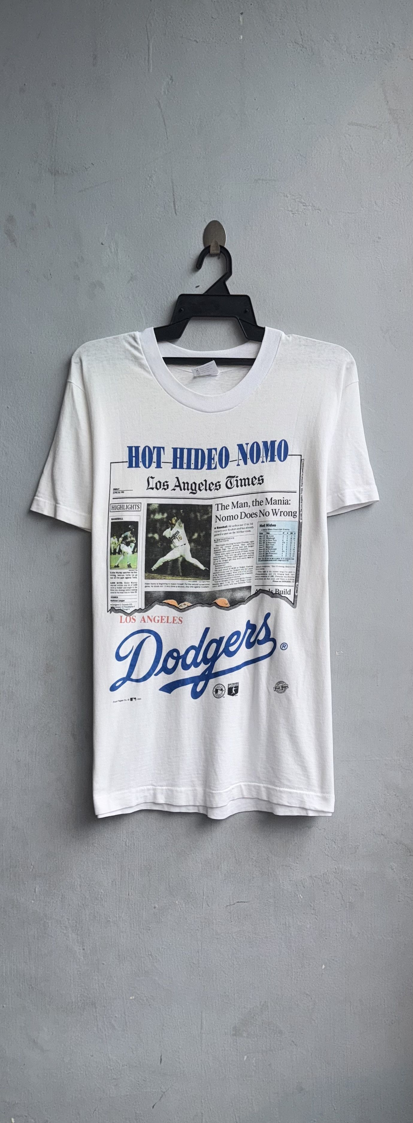 Vintage Hideo Nomo Newspaper Dodgers 1995's Vintage MLB T-Shirt Size US M / EU 48-50 / 2 - 1 Thumbnail