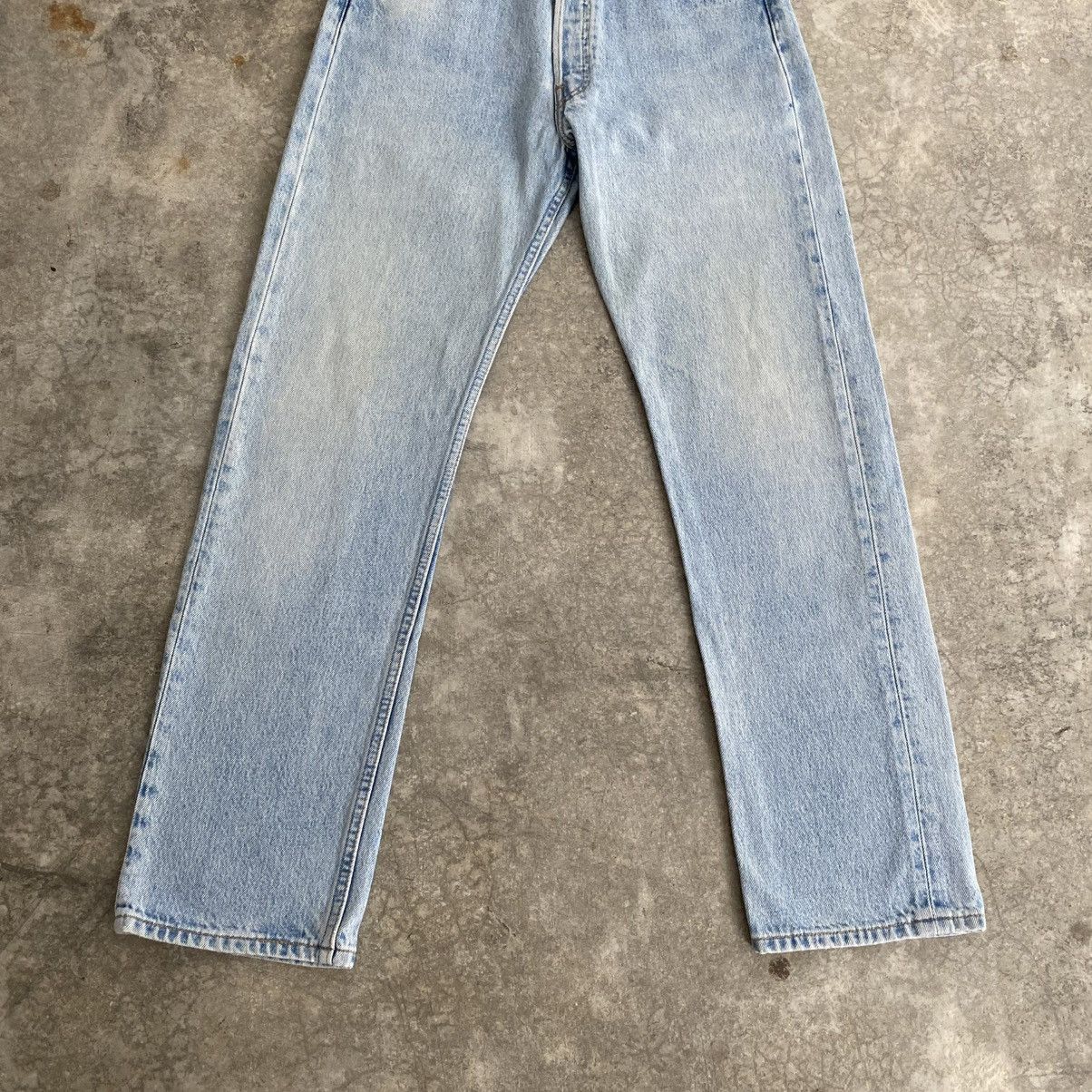 Levi's Size 30x29.5 Vintage 1996 Levis 501 Light Blue Denim Jeans Size US 30 / EU 46 - 4 Thumbnail