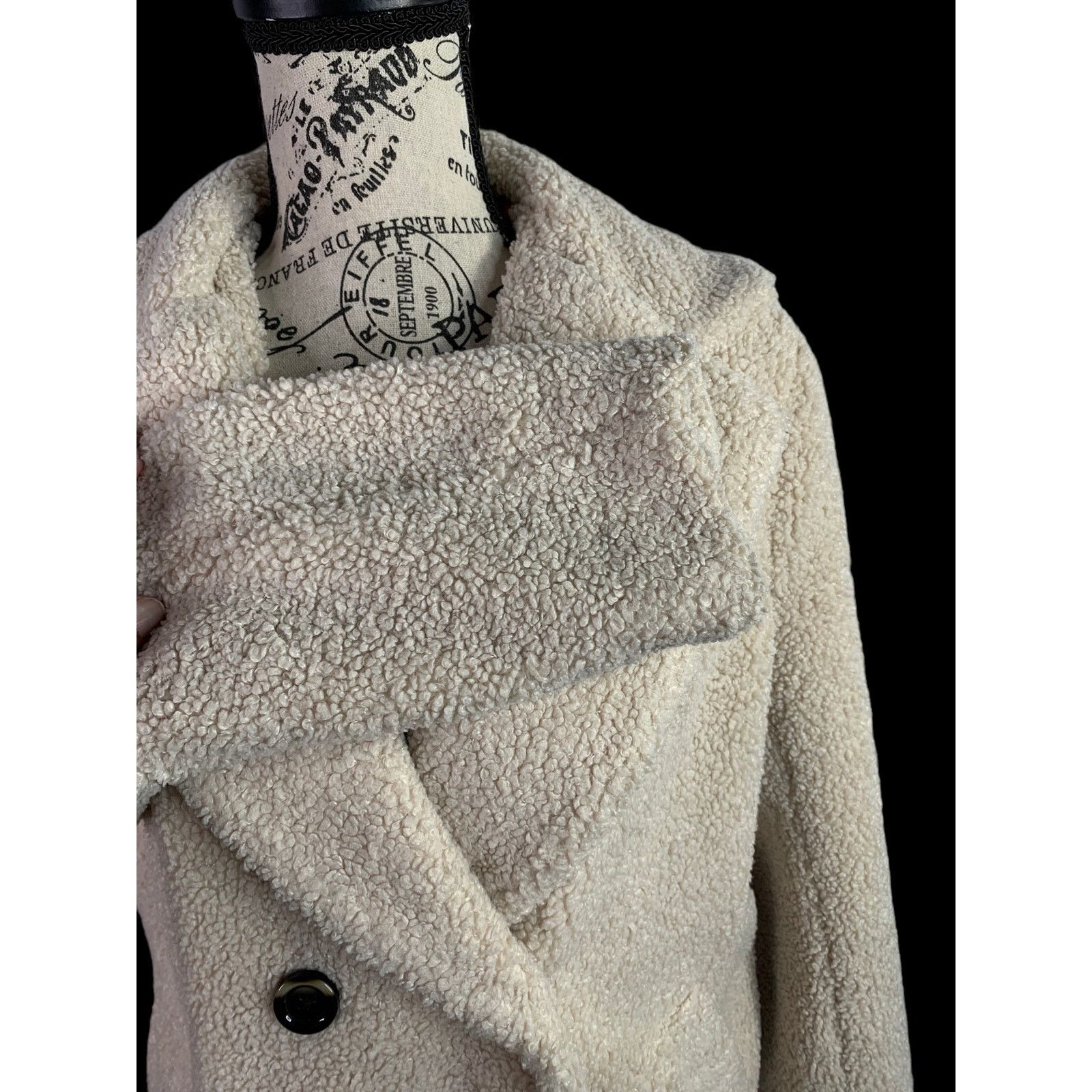 Sanctuary Anthropologie Sanctuary Women's Small Faux Fur Jacket Cream Size S / US 4 / IT 40 - 4 Thumbnail
