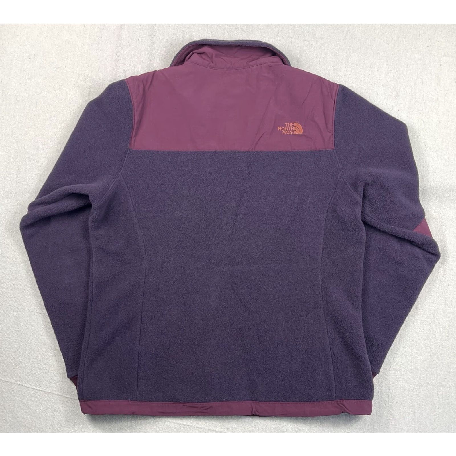 The North Face VINTAGE The North Face Denali Fleece Jacket Womens Size Medium Full Zip Ski Purple Size M / US 6-8 / IT 42-44 - 2 Thumbnail