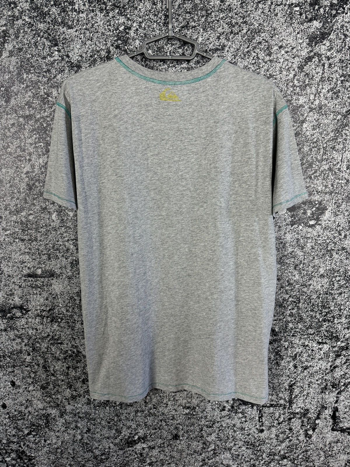 Quiksilver Vintage Quiksilver Surf T-Shirt Big Logo Palm Surfing Size M Size US M / EU 48-50 / 2 - 10 Thumbnail