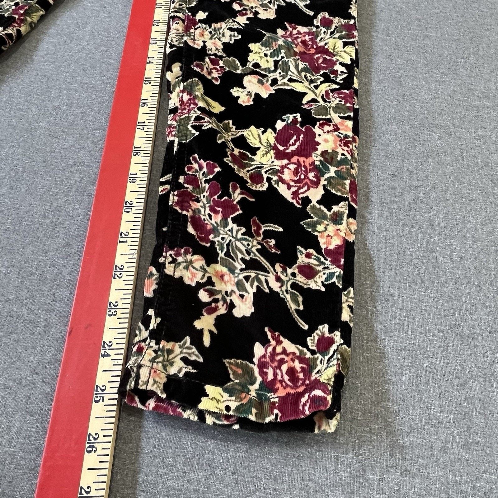Under Armour Free People Floral Corduroy Pants jeans Casual Everyday Size 28" / US 6 / IT 42 - 4 Thumbnail