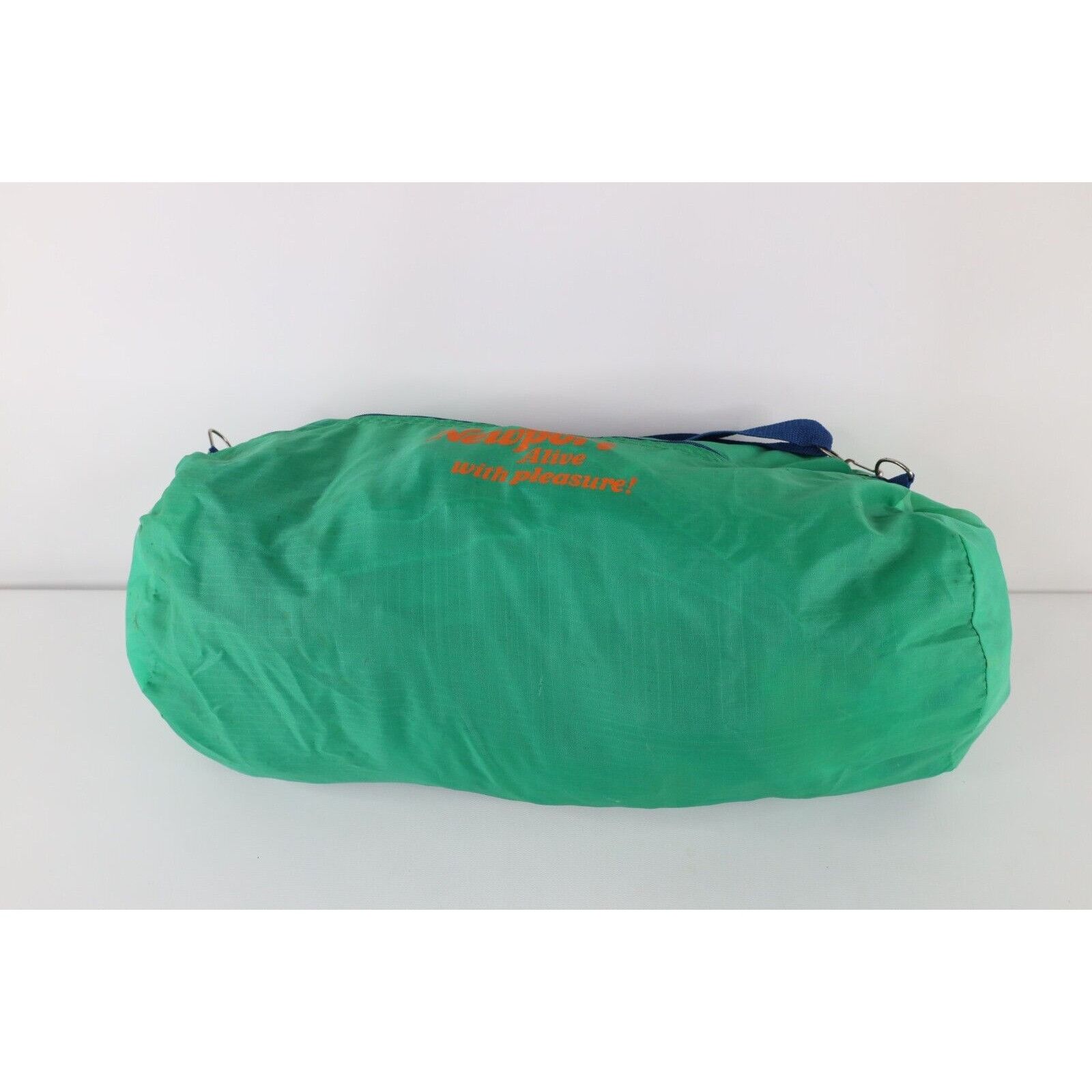 Vintage Vintage 90s Newport Cigarettes Alive with Pleasure Bag Size ONE SIZE - 6 Thumbnail