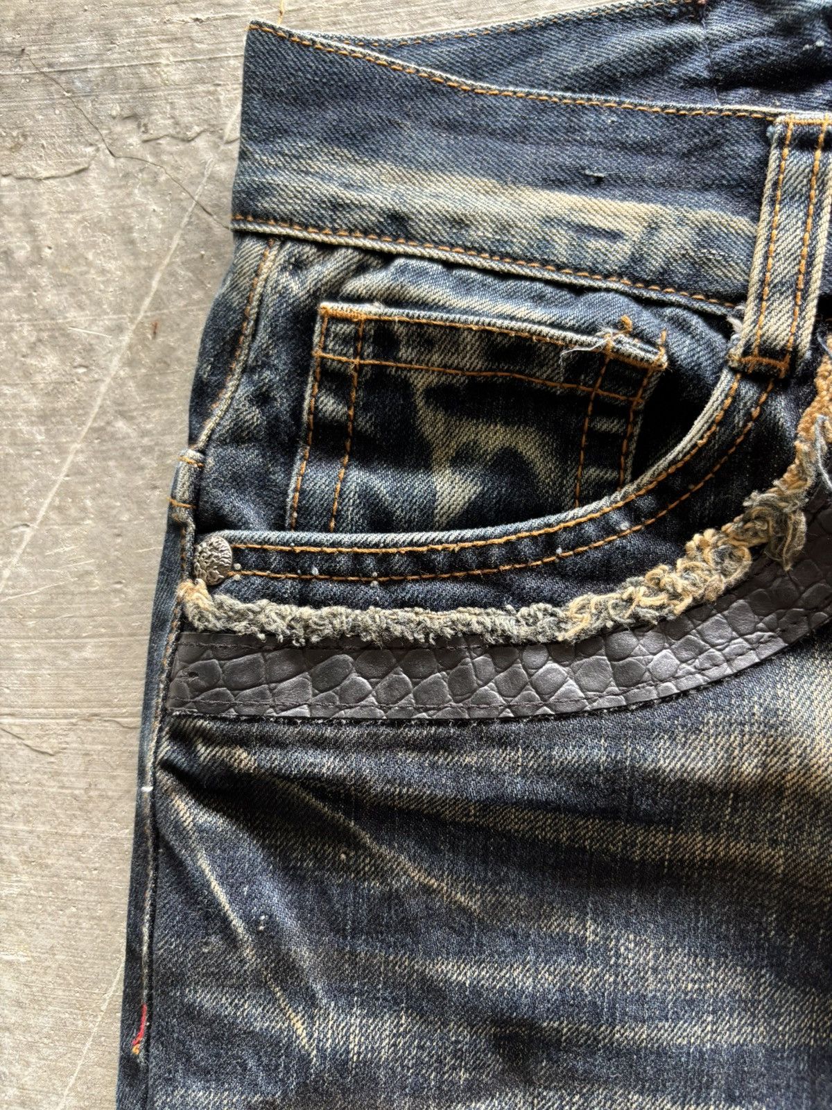 Japanese Brand RUSTY CLOUD72 crocodile patches cross chrome hearts inspired Size US 33 - 8 Thumbnail