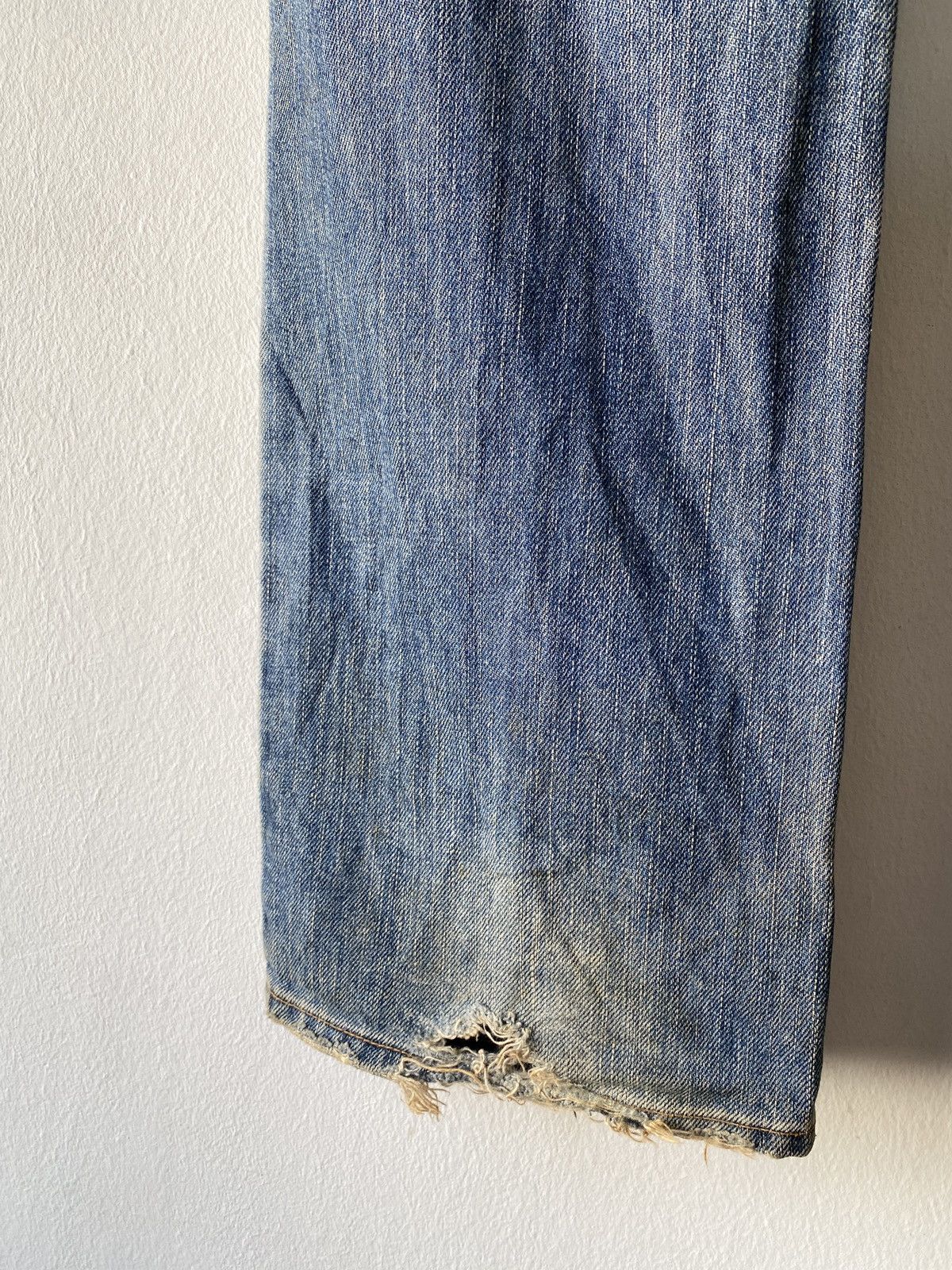 Japanese Brand Japanese Brand Ehyphen World Gallery Distressed Denim Size US 32 / EU 48 - 12 Thumbnail