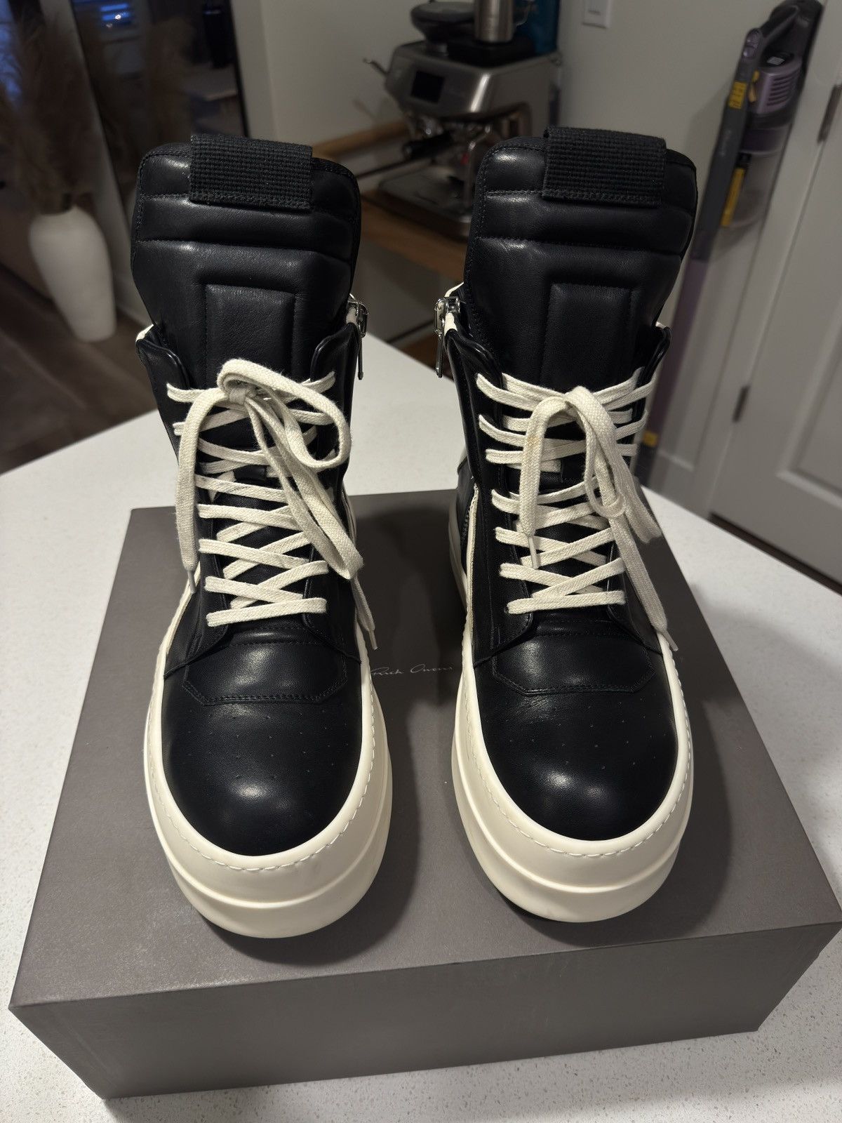 Rick Owens Rick Owens Mega Bumper Geobasket Black Milk, Size