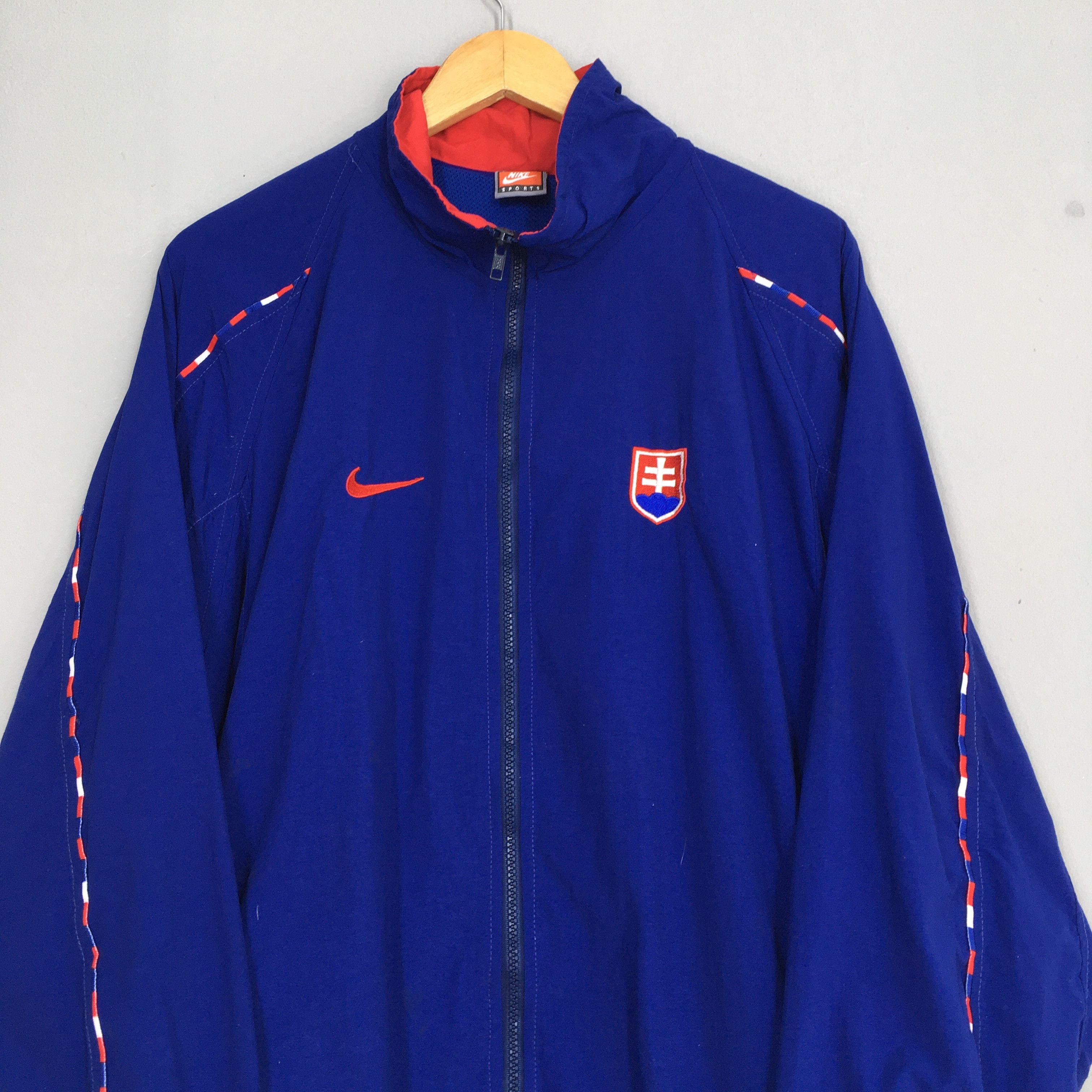 Nike Vintage 90s Nike Windbreaker Swoosh Nike Jacket Large Size US L / EU 52-54 / 3 - 2 Thumbnail