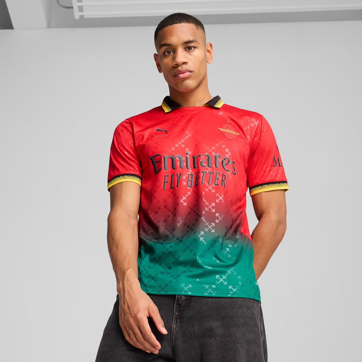 Off-White × Puma AC MILAN X OFF-WHITE JERSEY Size US XL / EU 56 / 4 - 1 Thumbnail