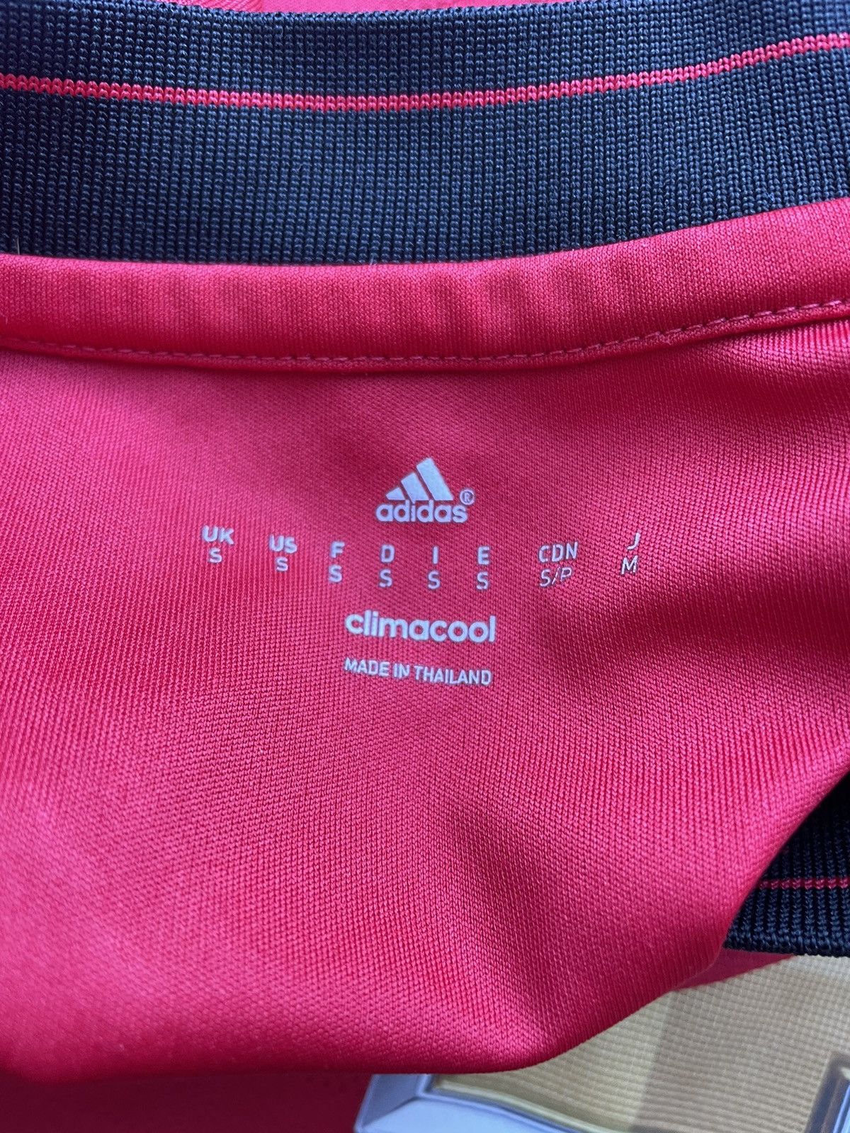 Adidas MANCHESTER UNITED 2015-2016 SHIRT FOOTBALL SOCCER ADIDAS Size US S / EU 44-46 / 1 - 6 Thumbnail