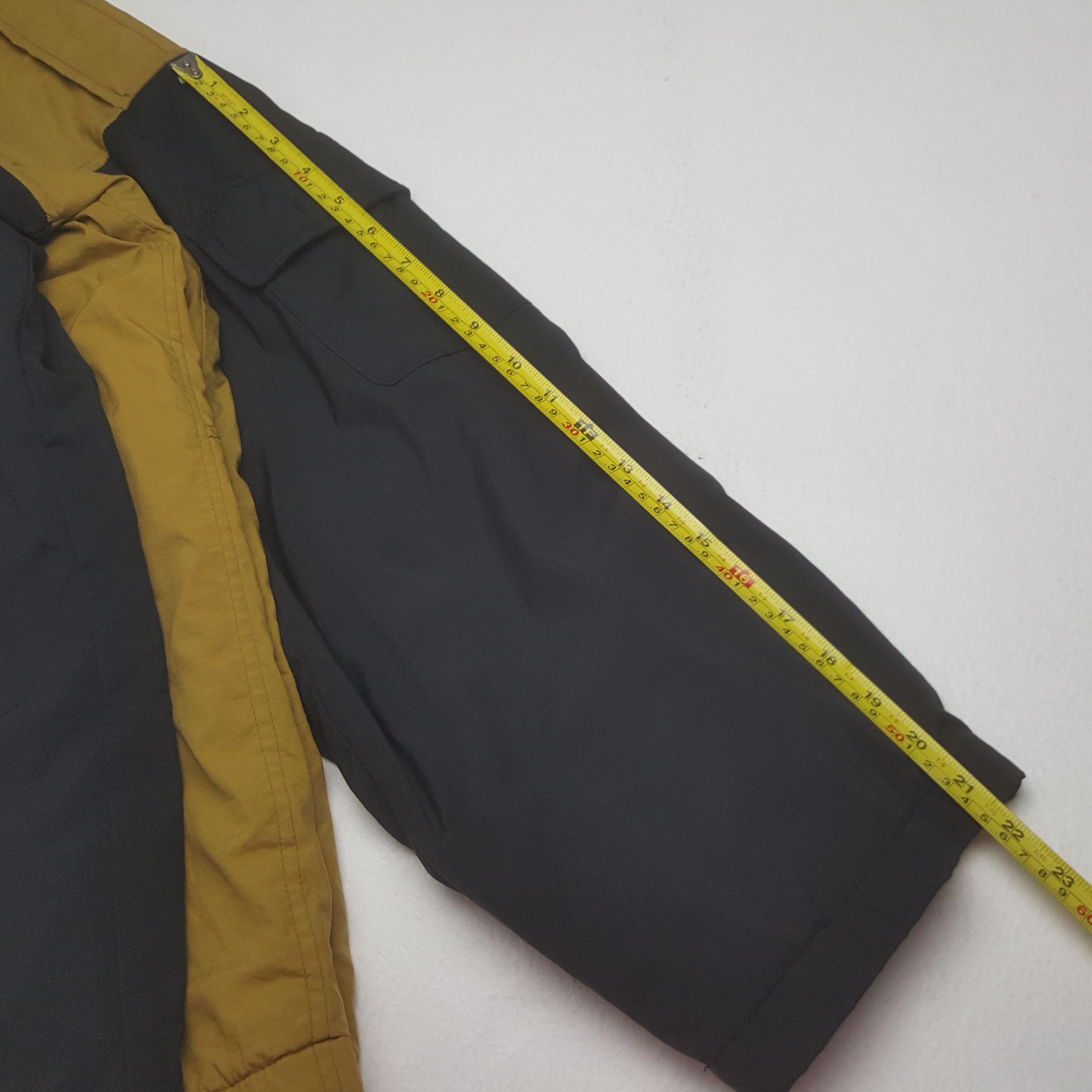 Vintage Vintage Toyota Techno Racing Long Jacket C320N13 Size US XXL / EU 58 / 5 - 7 Thumbnail
