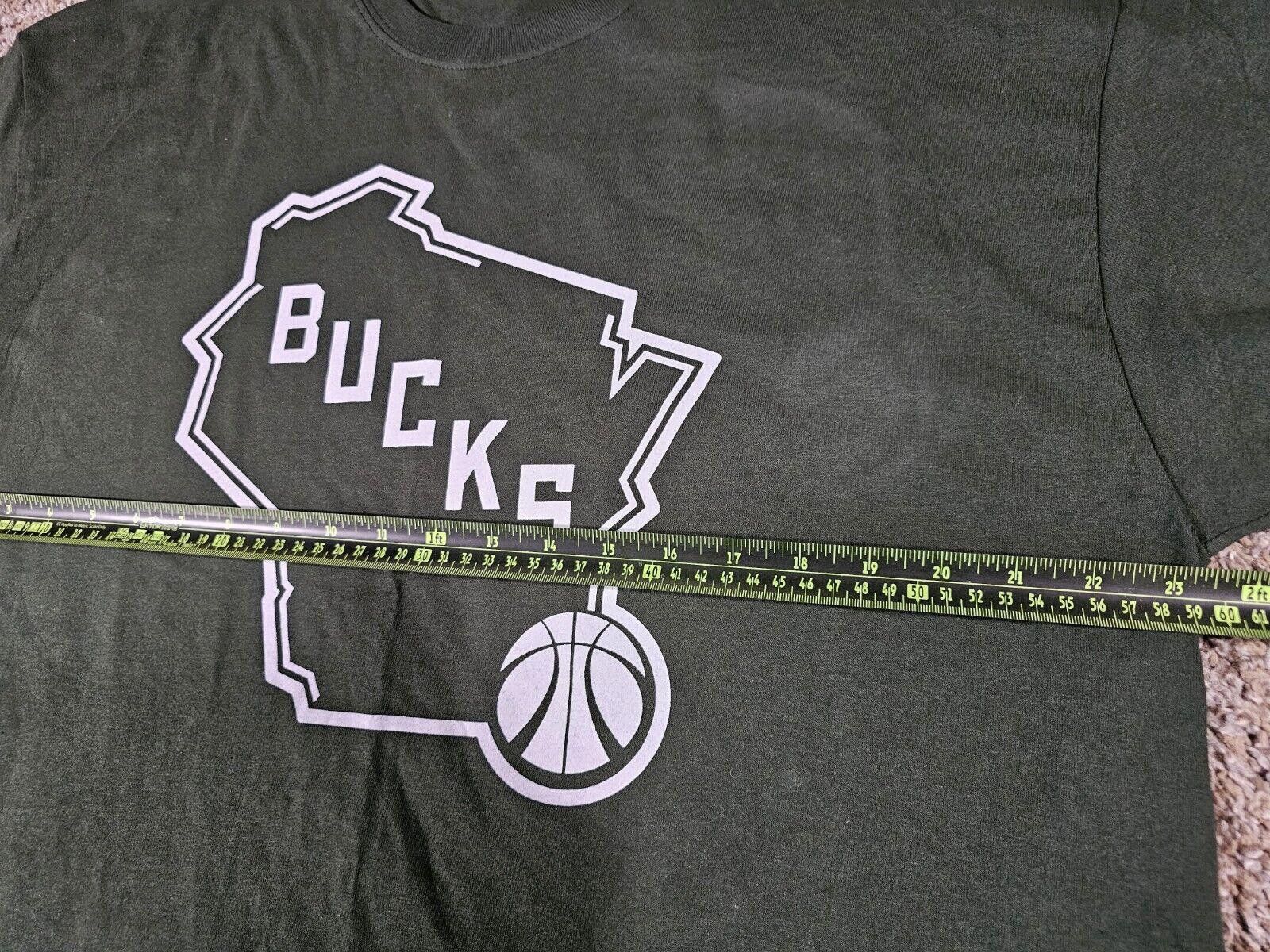 Gildan NBA Milwaukee Bucks Alternate Logo Green T-Shirt Men XL Size ONE SIZE - 5 Thumbnail