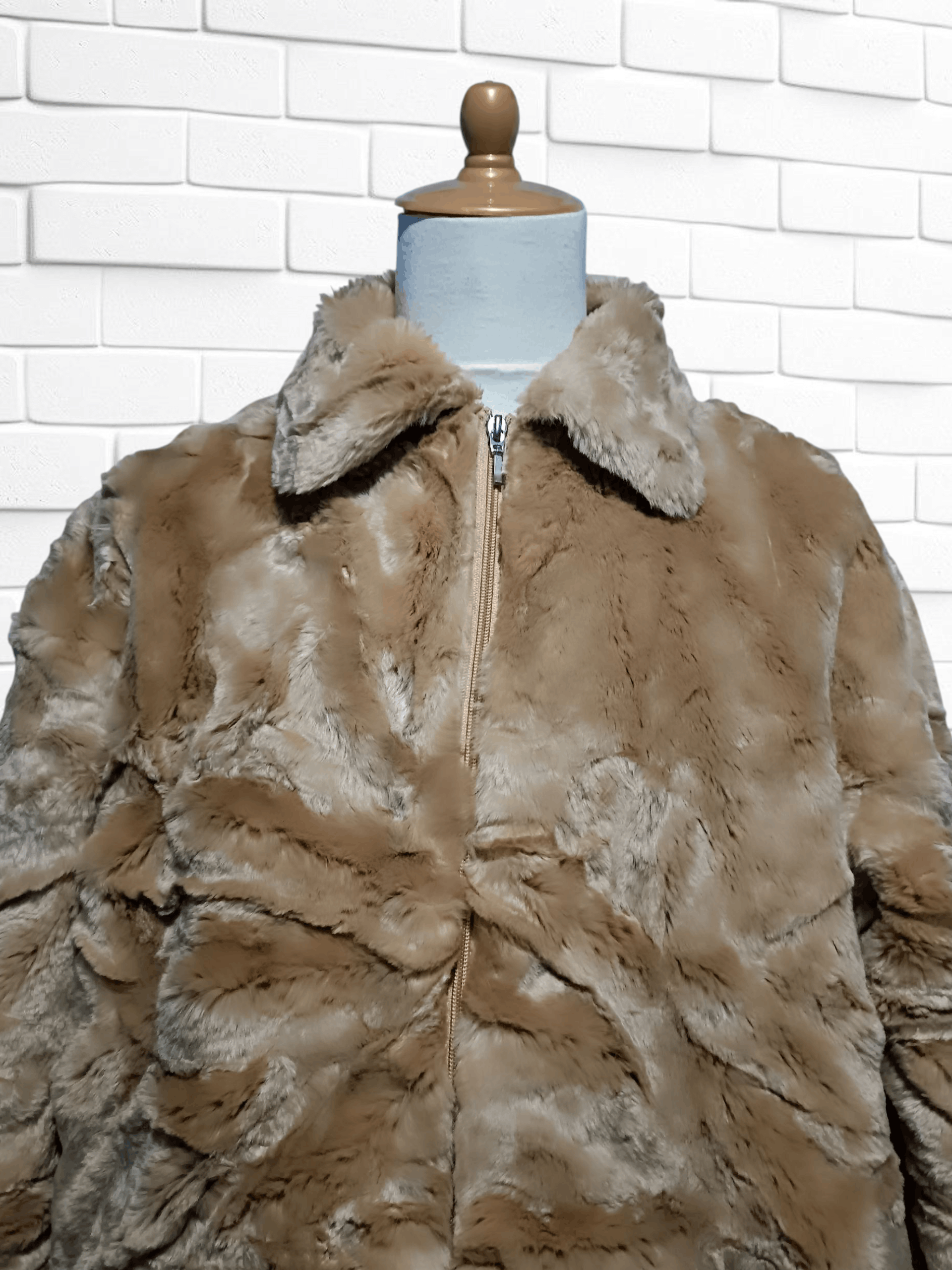 Japanese Brand Vintage Faux Fur Zip Up Jacket Dark Gold Size US L / EU 52-54 / 3 - 3 Thumbnail