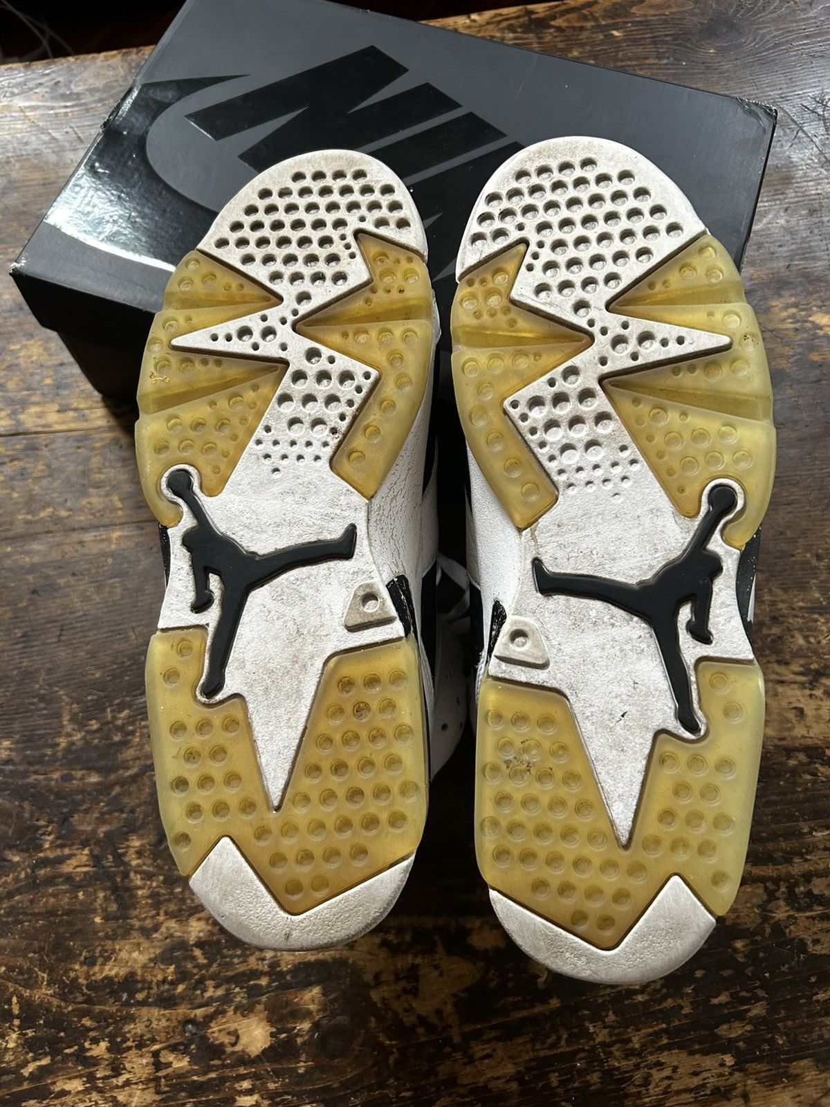 Jordan Brand Jordan 6 retro oreo Size US 12 / EU 45 - 6 Thumbnail
