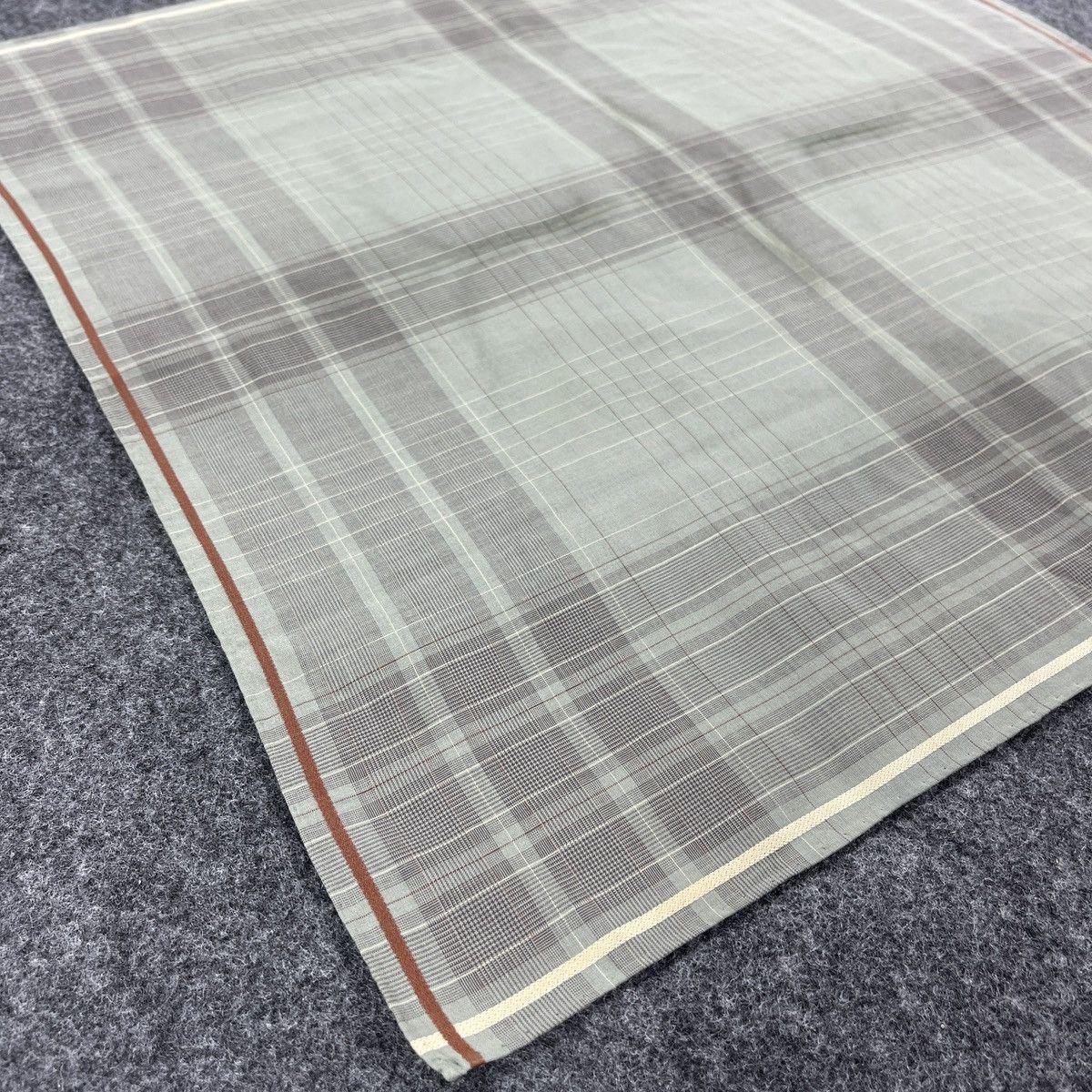 Vintage Christian Dior Handkerchief / Bandana / Neckerchief B206 Size ONE SIZE - 7 Thumbnail
