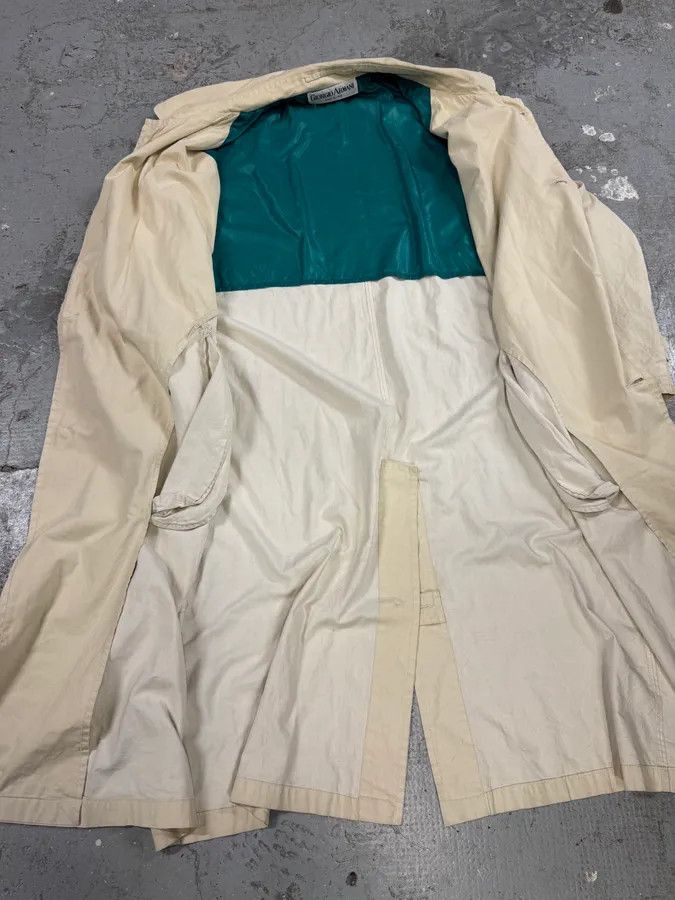 Giorgio Armani 1990s Giorgio Armani Beige Trench Coat Size US L / EU 52-54 / 3 - 7 Thumbnail