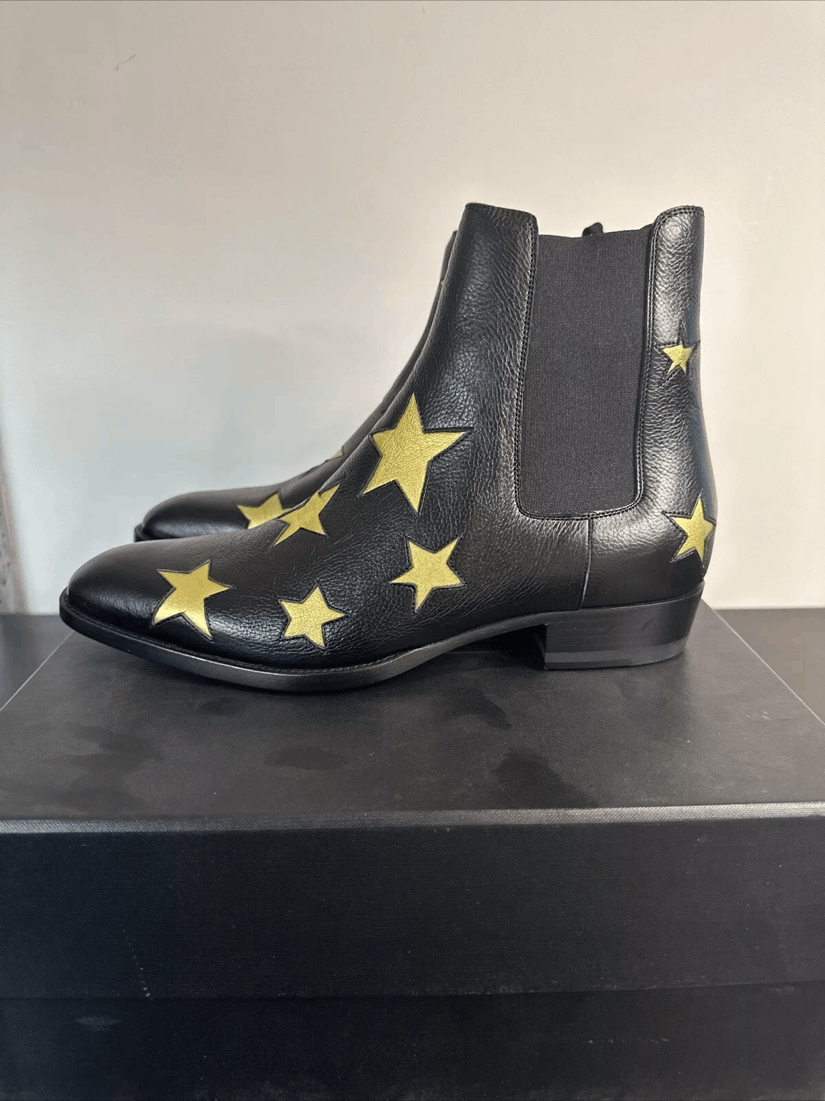 Yves Saint Laurent SAINT LAURENT BOOTS WYATT ANKLE BOOTS WITH STARS SIZE 40 Size US 7 / EU 40 - 3 Thumbnail