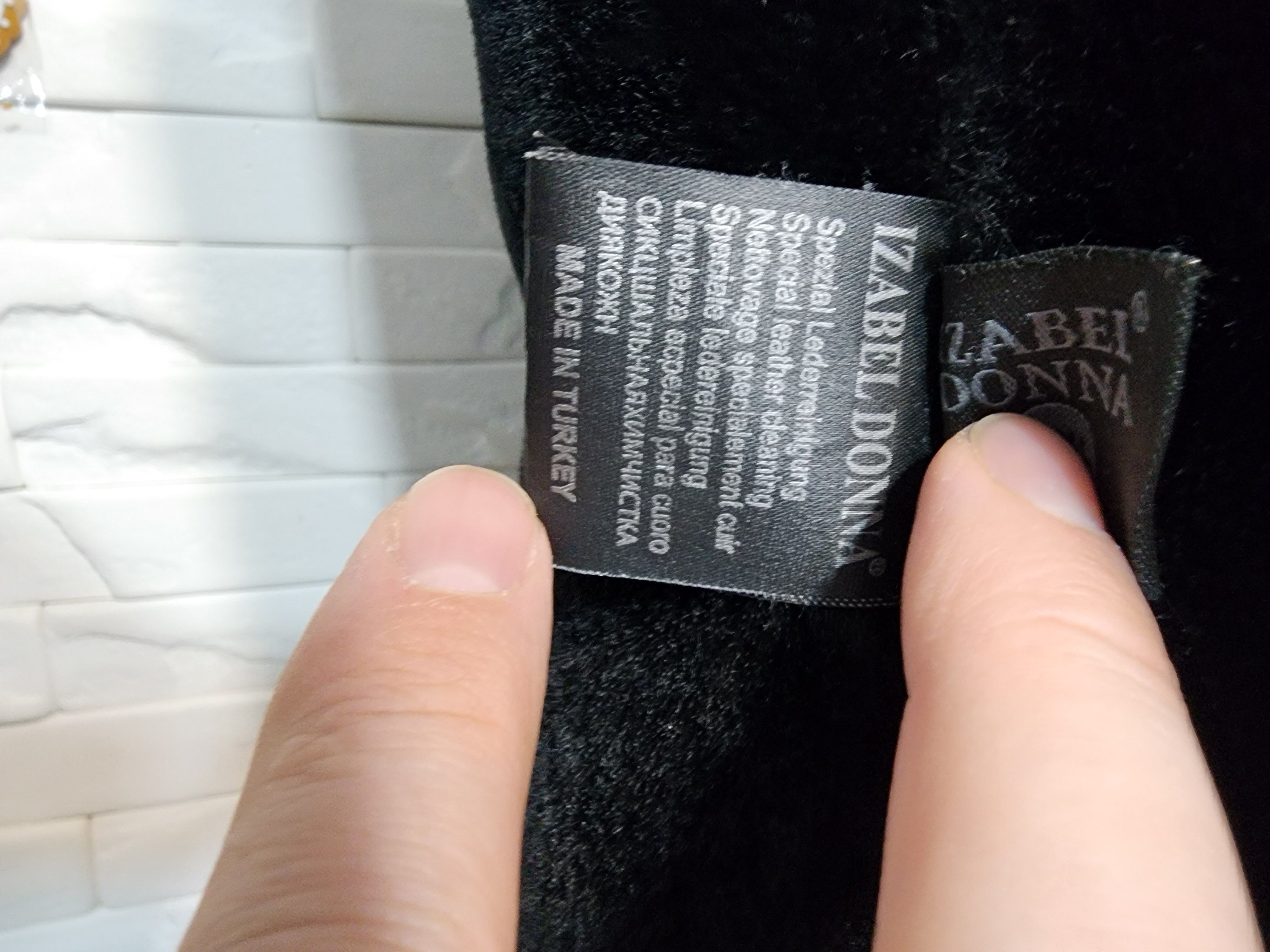 Furla Black Sheepskin Coat: Women's Hooded Fur Coat , Button Size 3XL / US 20-22 - 10 Thumbnail