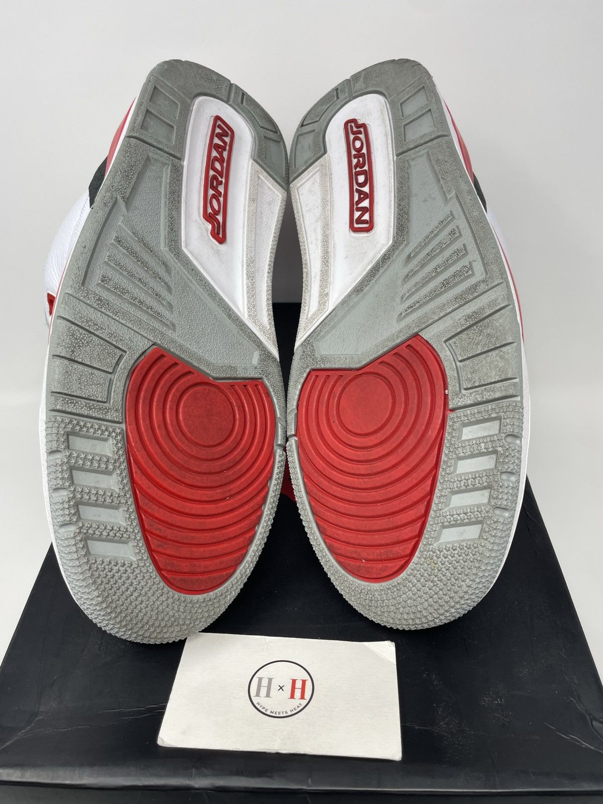 Jordan Brand Air Jordan 3 Retro Fire Red 2013 Size US 9.5 / EU 42-43 - 6 Thumbnail