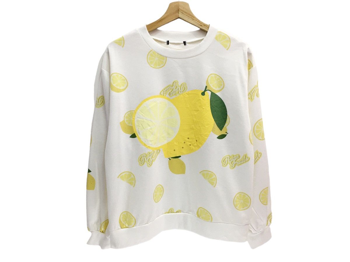 Lemon Fruit Sweatshirt