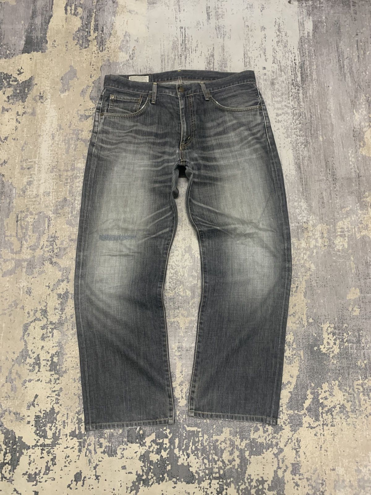 If Six Was Nine Vintage Edwin Japan Light Wash Distress Baggy Jeans Size US 36 / EU 52 - 1 Thumbnail