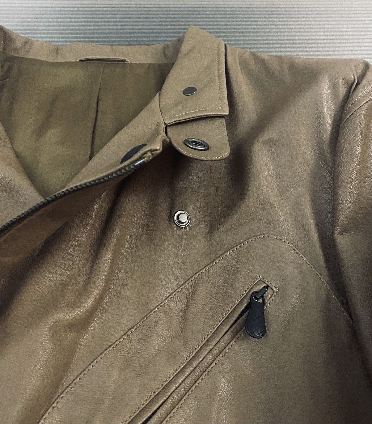 Bottega Veneta Bottega Veneta 🇮🇹 x Tomas Maier leather motorcycle jkt 54 NEW Size US L / EU 52-54 / 3 - 15 Thumbnail