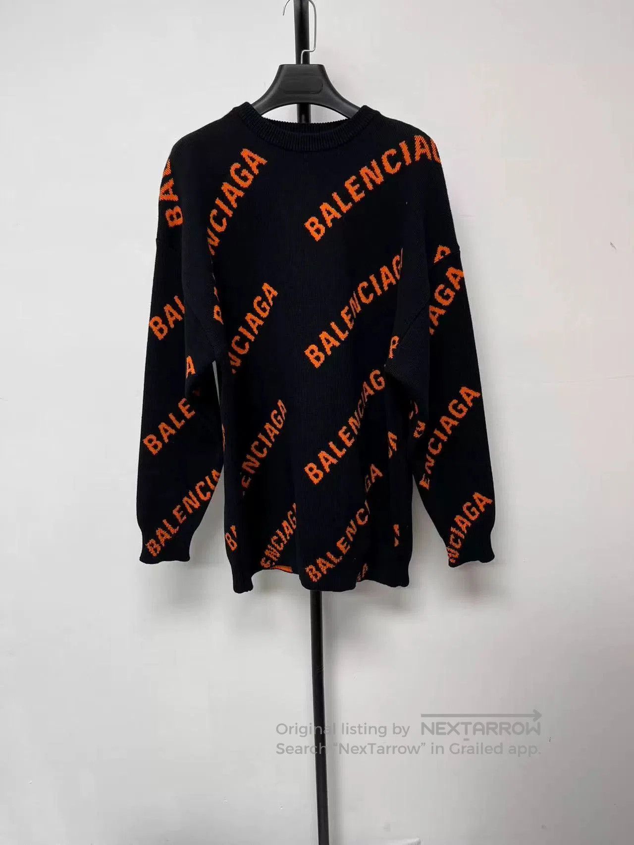 Balenciaga balenciaga logo long sleeve sweater. Size XS / US 0-2 / IT 36-38 - 1 Thumbnail