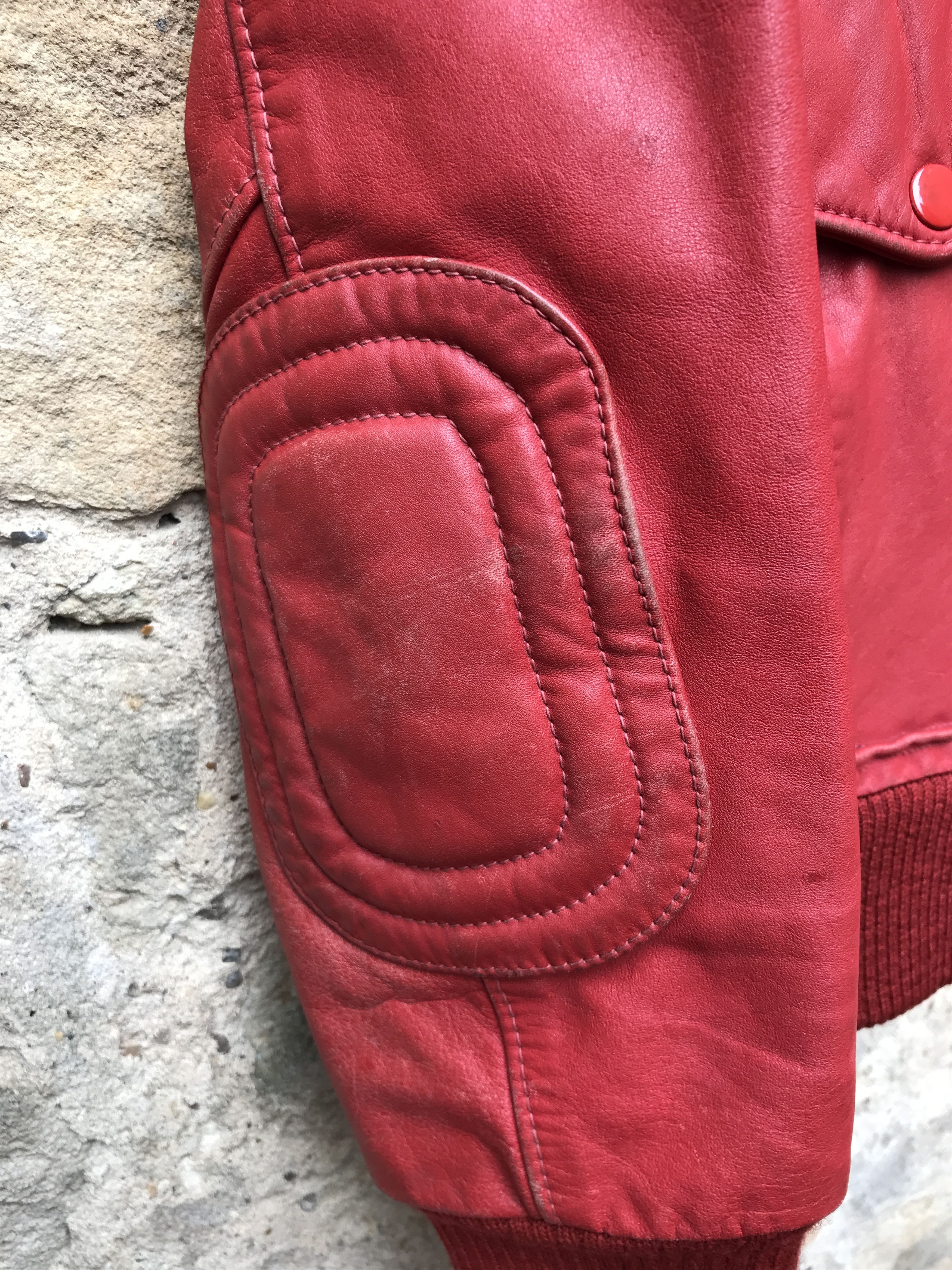 Vintage Vintage 80s Red Distressed Leather Motorcycle Bomber Jacket Size US XS / EU 42 / 0 - 7 Thumbnail