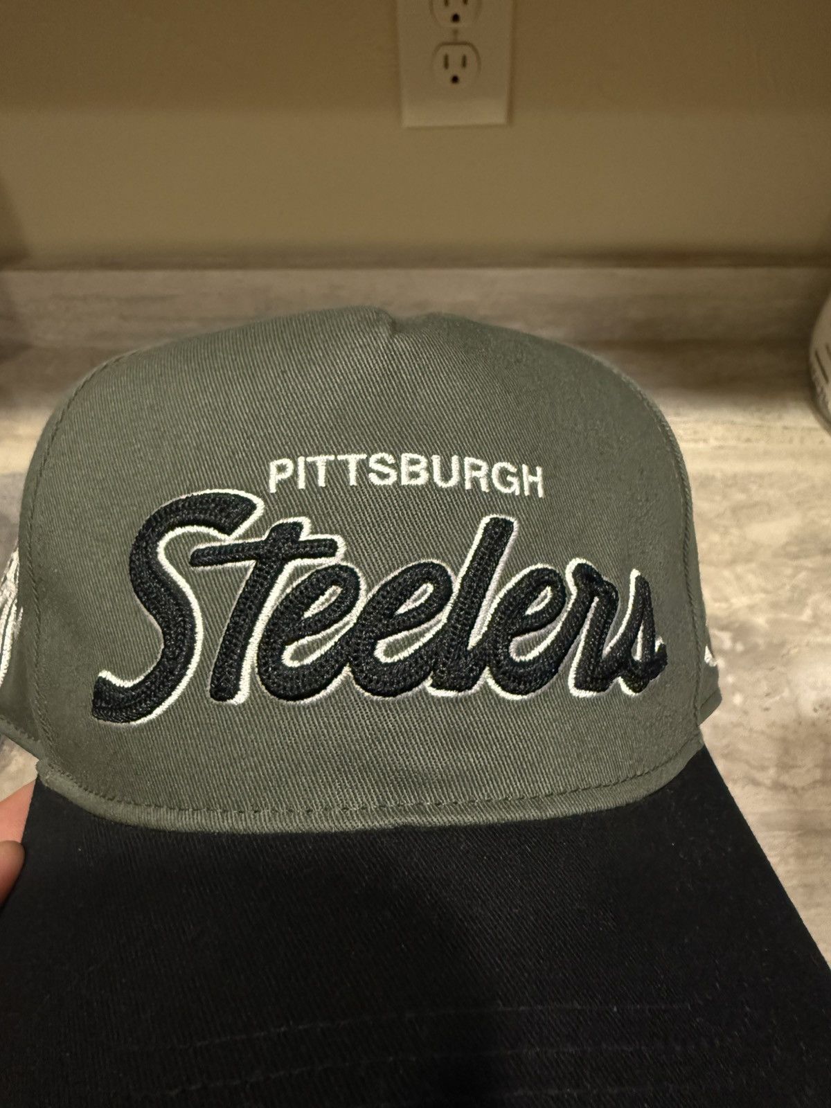47 Brand FEATURE X 47’ PITTSBURGH STEELERS STITCHED SNAPBACK HAT Size ONE SIZE - 7 Thumbnail
